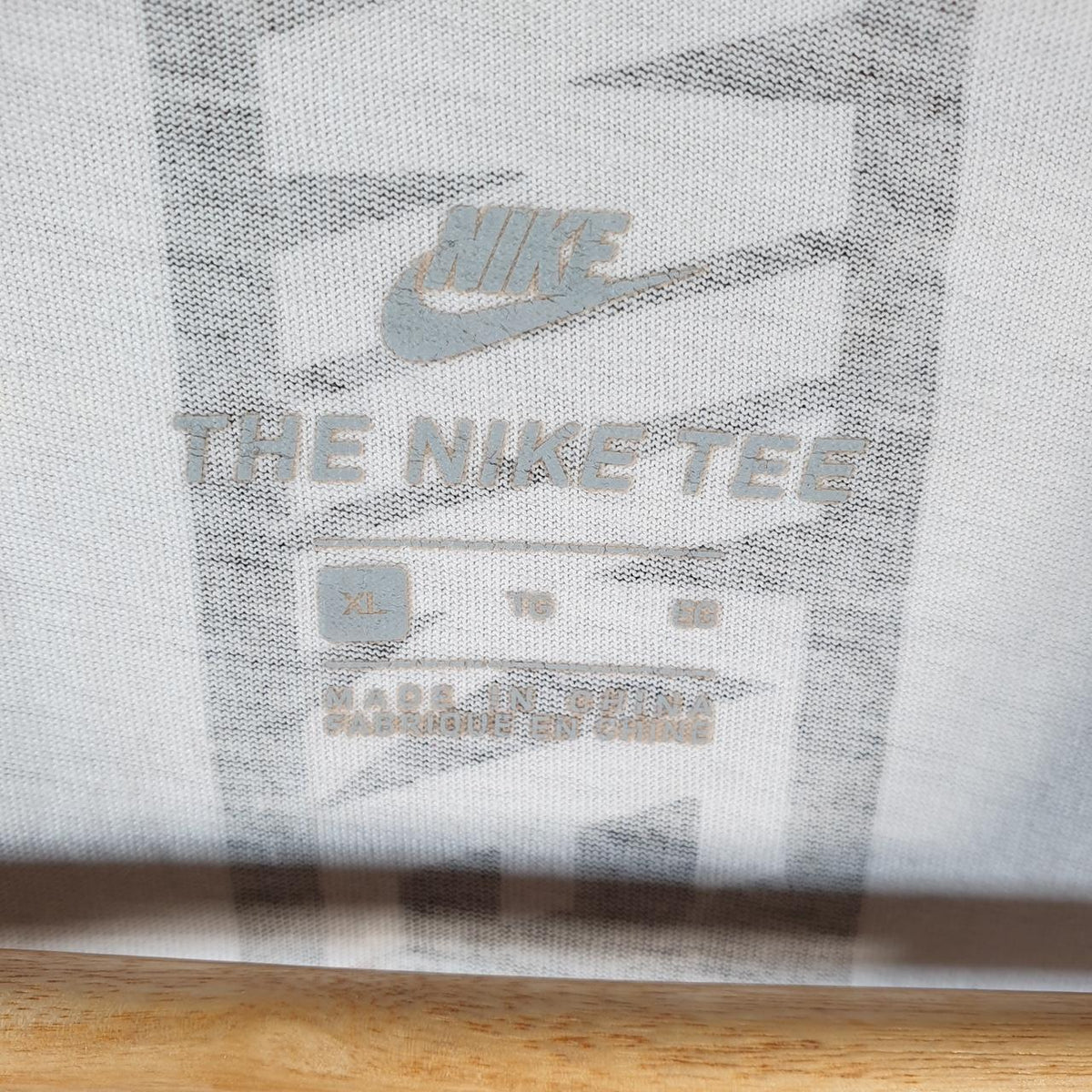 Vintage Nike Club Spellout T Shirt Mens XL White Logo Swoosh Athletic