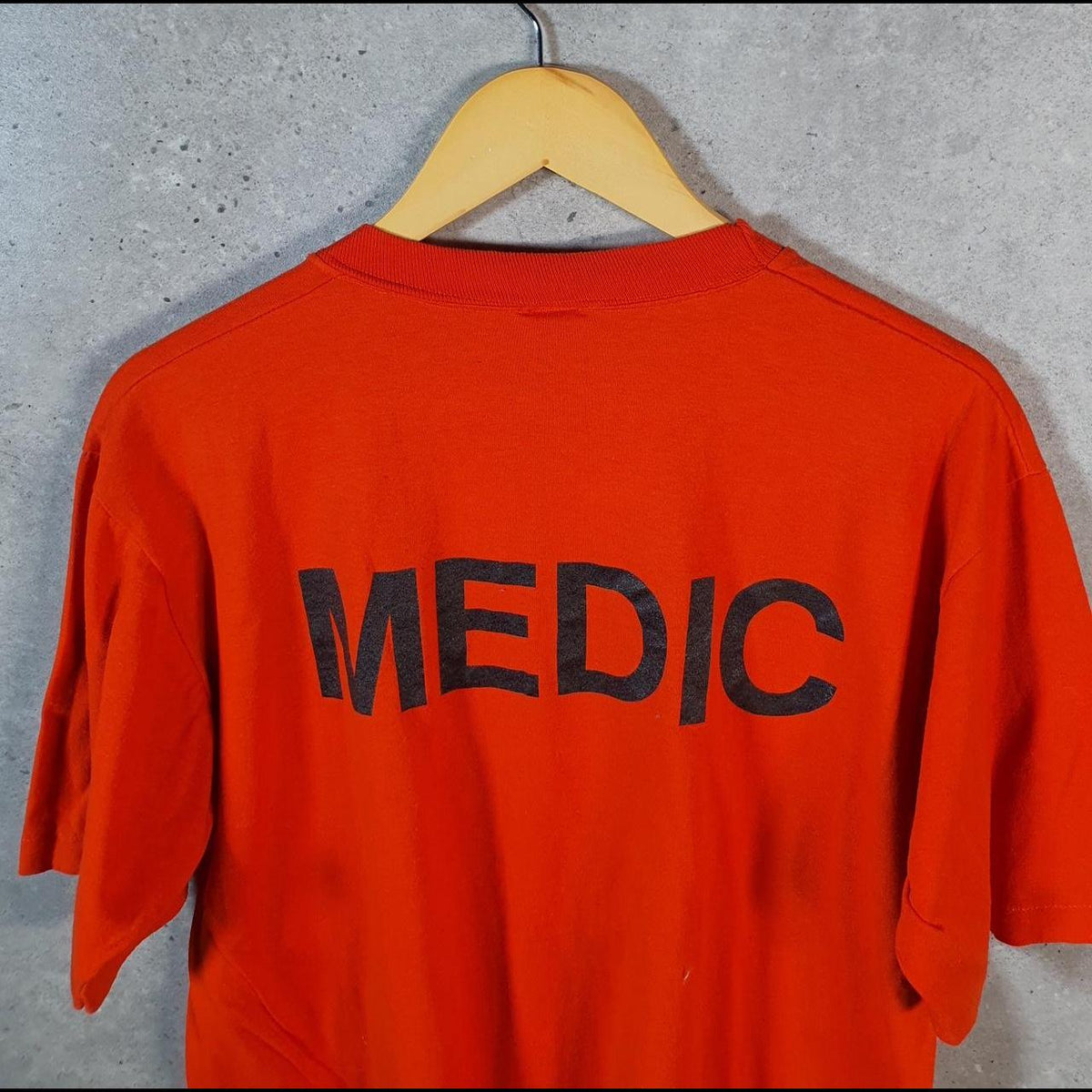 Vintage Jerzees Connecticut Medic USA 90s Single Stitch T Shirt Men’s XL Orange