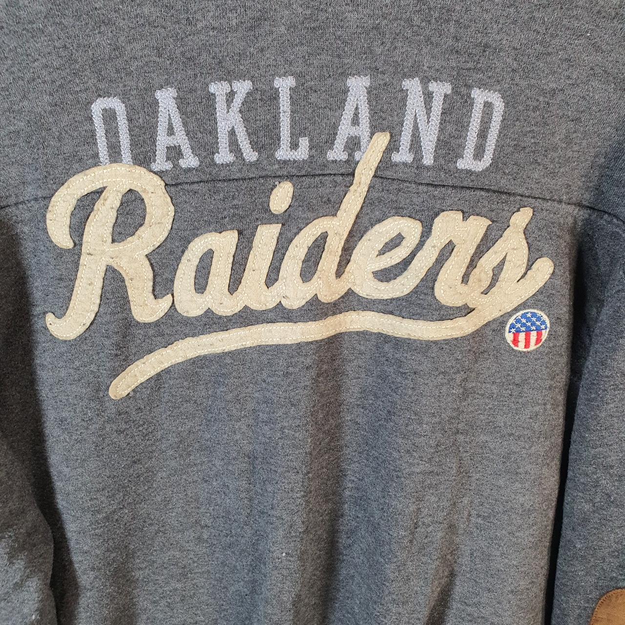 Vintage NFL Oakland Raiders Cardigan Embroidered Men’s Medium Grey Pro Sport USA