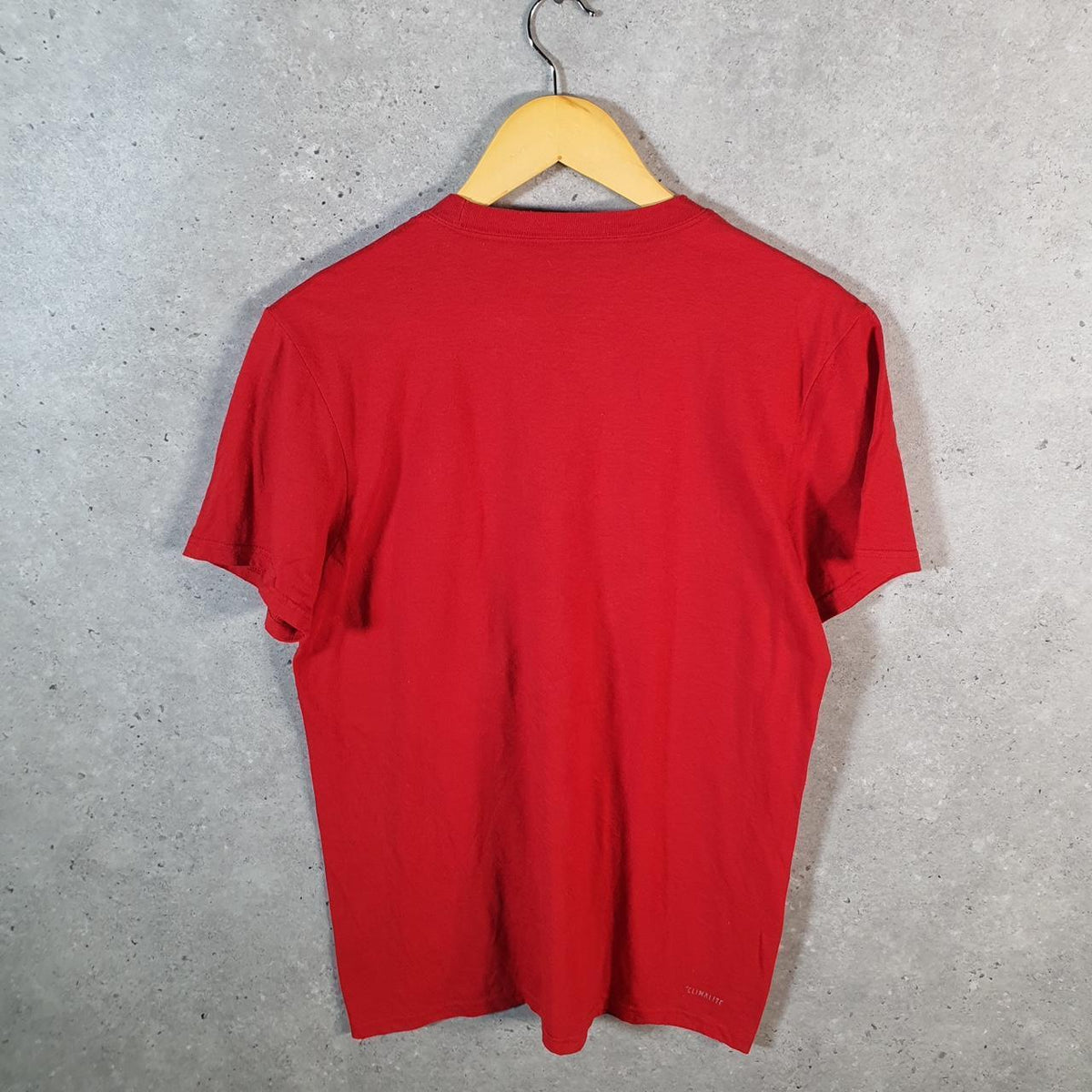 Vintage Adidas Go To Performance T Shirt Men’s Small Red Three Stripes Logo Athletic