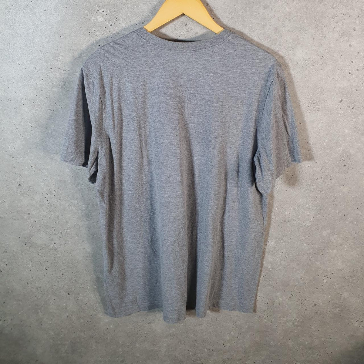 Vintage Nike Embroidered Club T Shirt Men’s Large Grey Swoosh Athletic