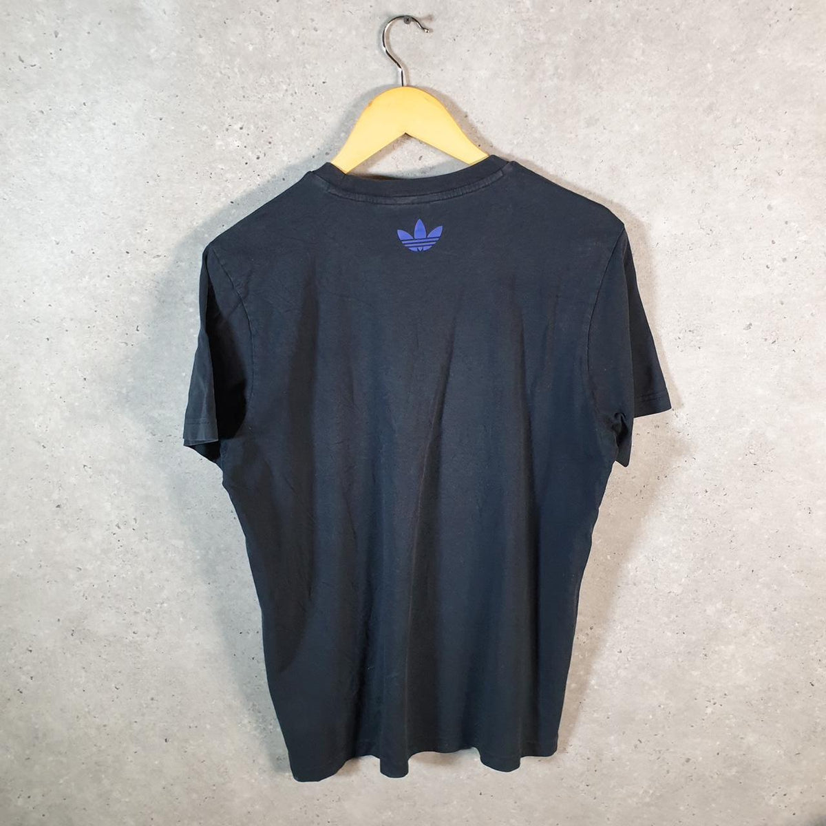 Vintage Adidas T Shirt Men’s Large Graphic Black Trefoil Logo Athletic