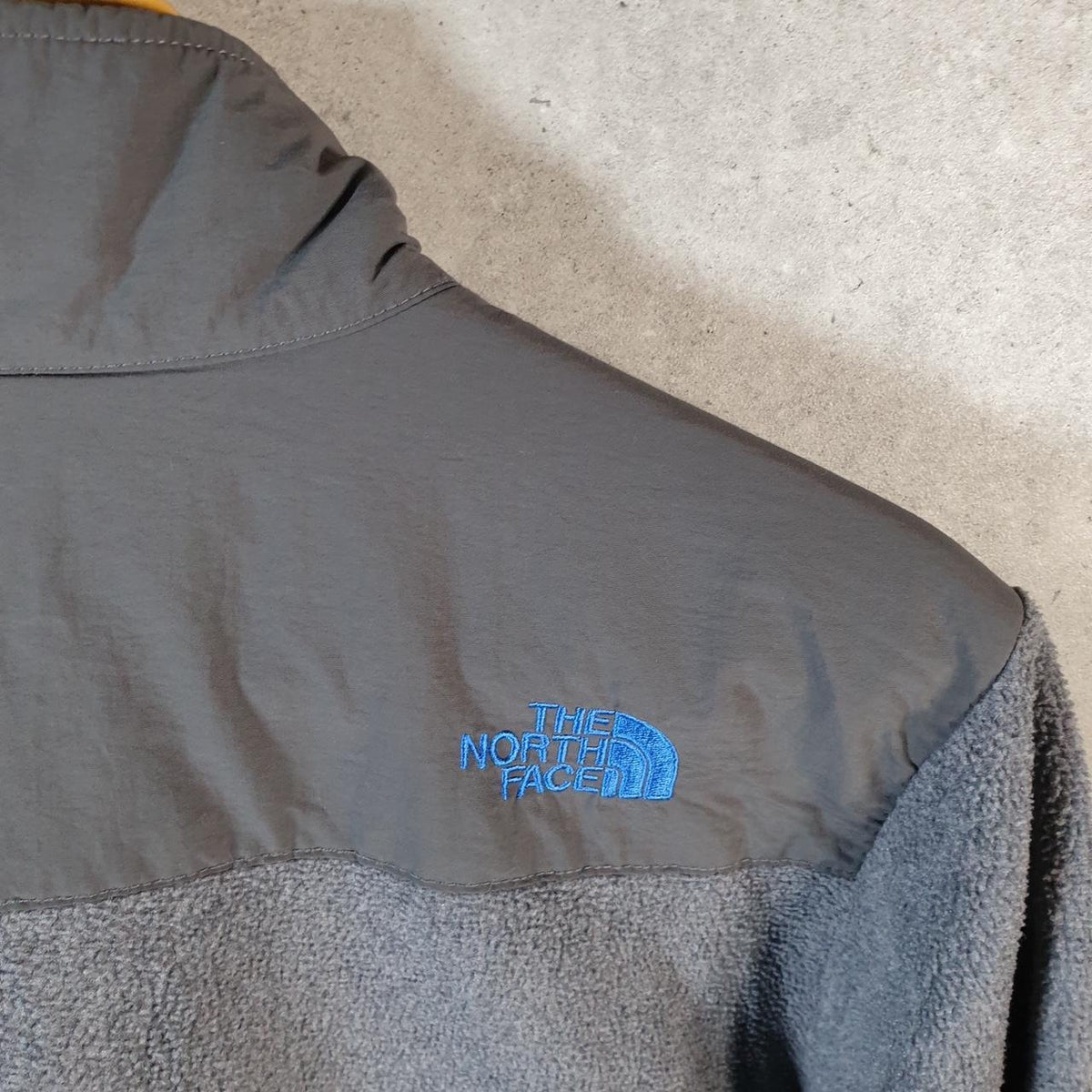 Vintage The North Face TNF Denali Fleece Sweatshirt Boys XL Grey Full Zip Logo