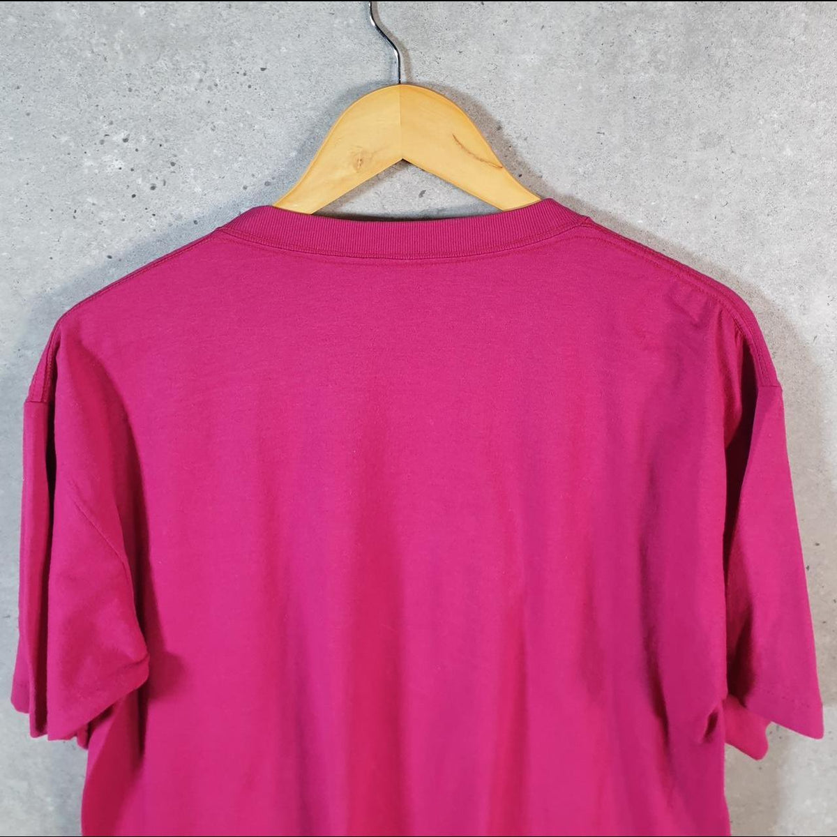 Vintage Lake George New York USA Single Stitch T Shirt Men’s Small Pink C8054