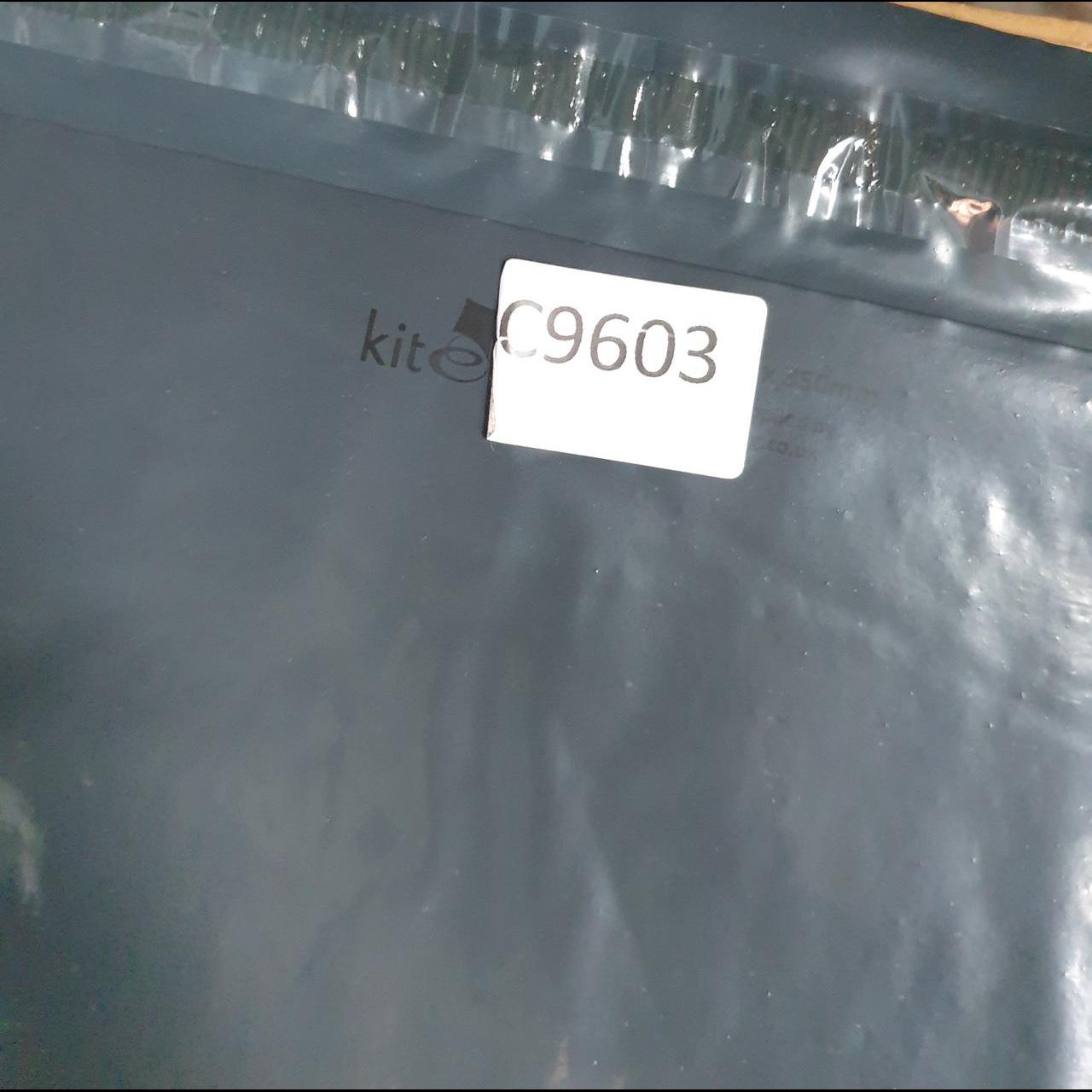 Vintage Nike T Shirt Shirt Men’s Medium Grey Logo Swoosh Athletic C9603