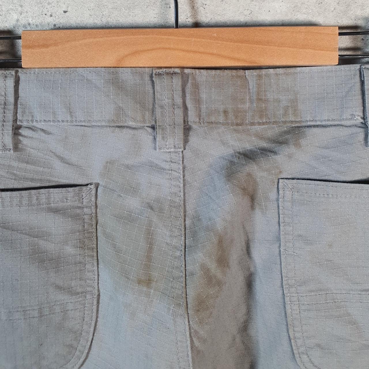 Vintage Carhartt Baggy Carpenter Shorts Jorts Cargo Men’s W40 Grey Relaxed Fit Workwear A4876