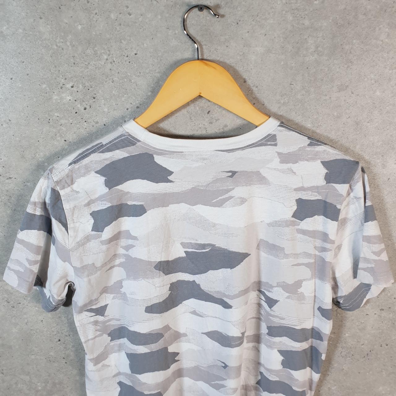 Vintage Adidas T Shirt Shirt Womens Large Camo Grey Three Stripes Logo Athletic C9893