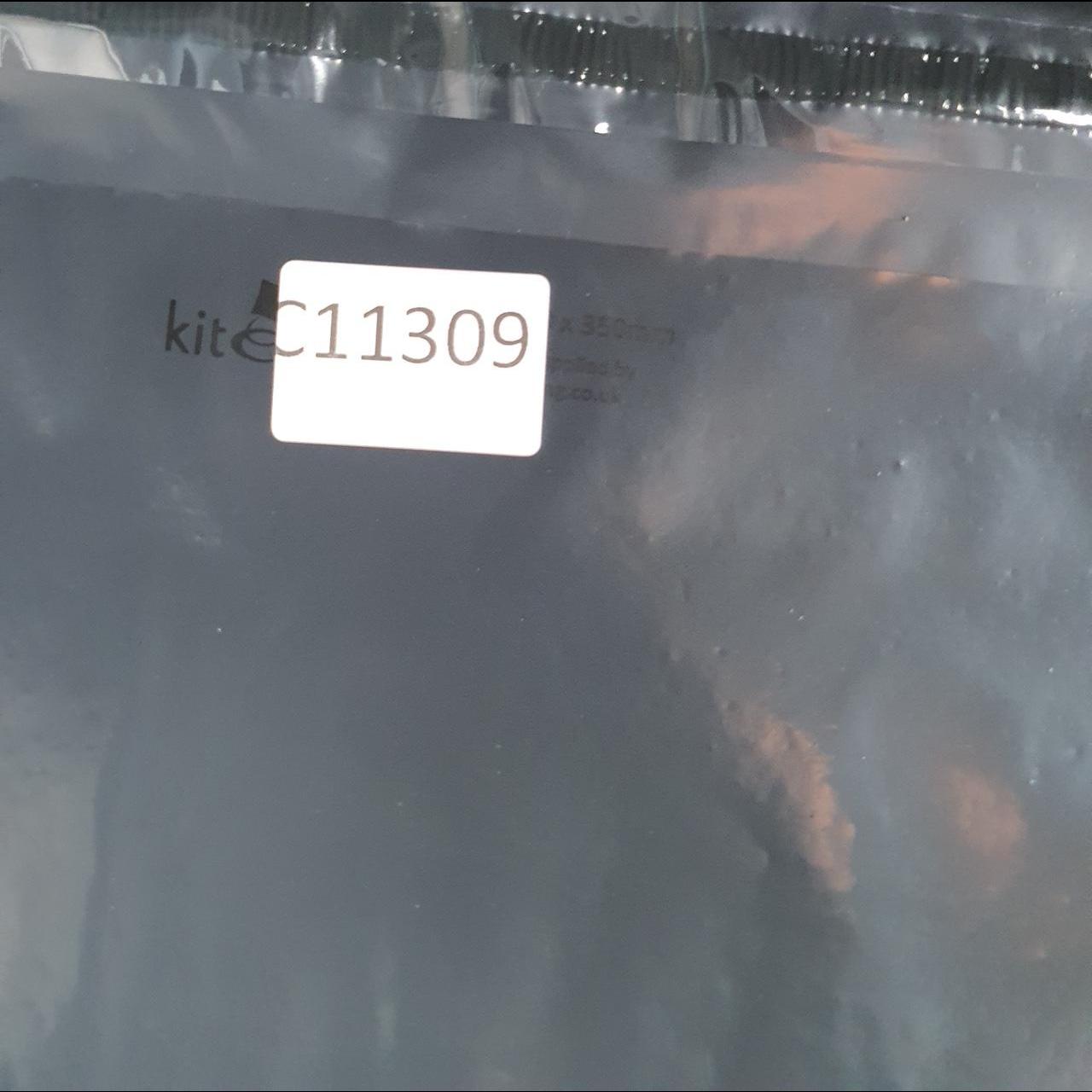 Vintage Adidas Golf T Shirt Men’s XL Grey Three Stripes Logo Athletic