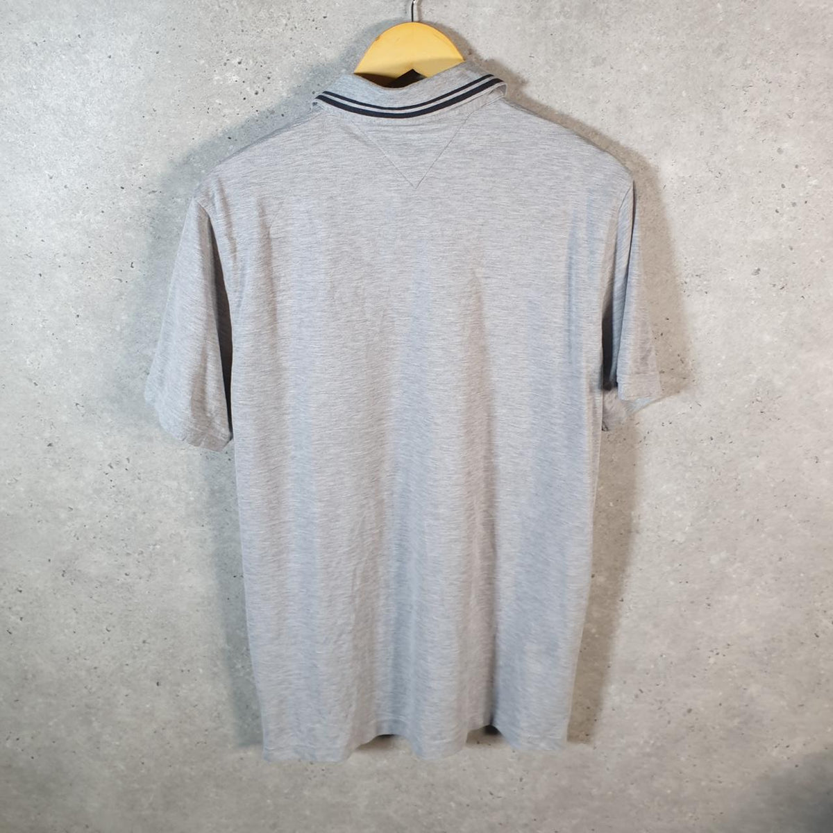 Vintage Tommy Hilfiger Polo Shirt Men’s 2XL Grey Slim Fit Embroidered Logo
