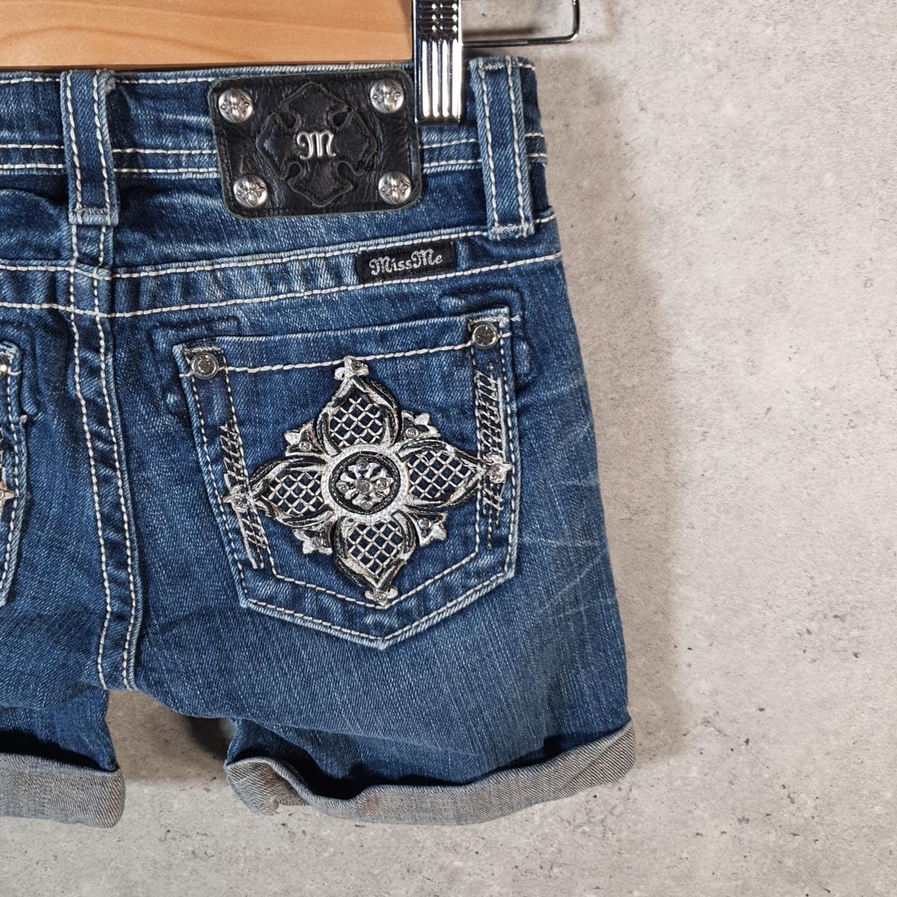 Vintage Miss Me Baggy Y2K Hip Hop Jeans Shorts Jorts Womens W24 Blue Denim Low Rise