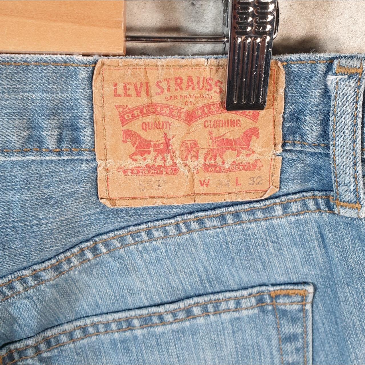 Vintage Levi’s Cut Off Baggy Shorts Jorts Cargo Mens W34 Blue Relaxed Denim