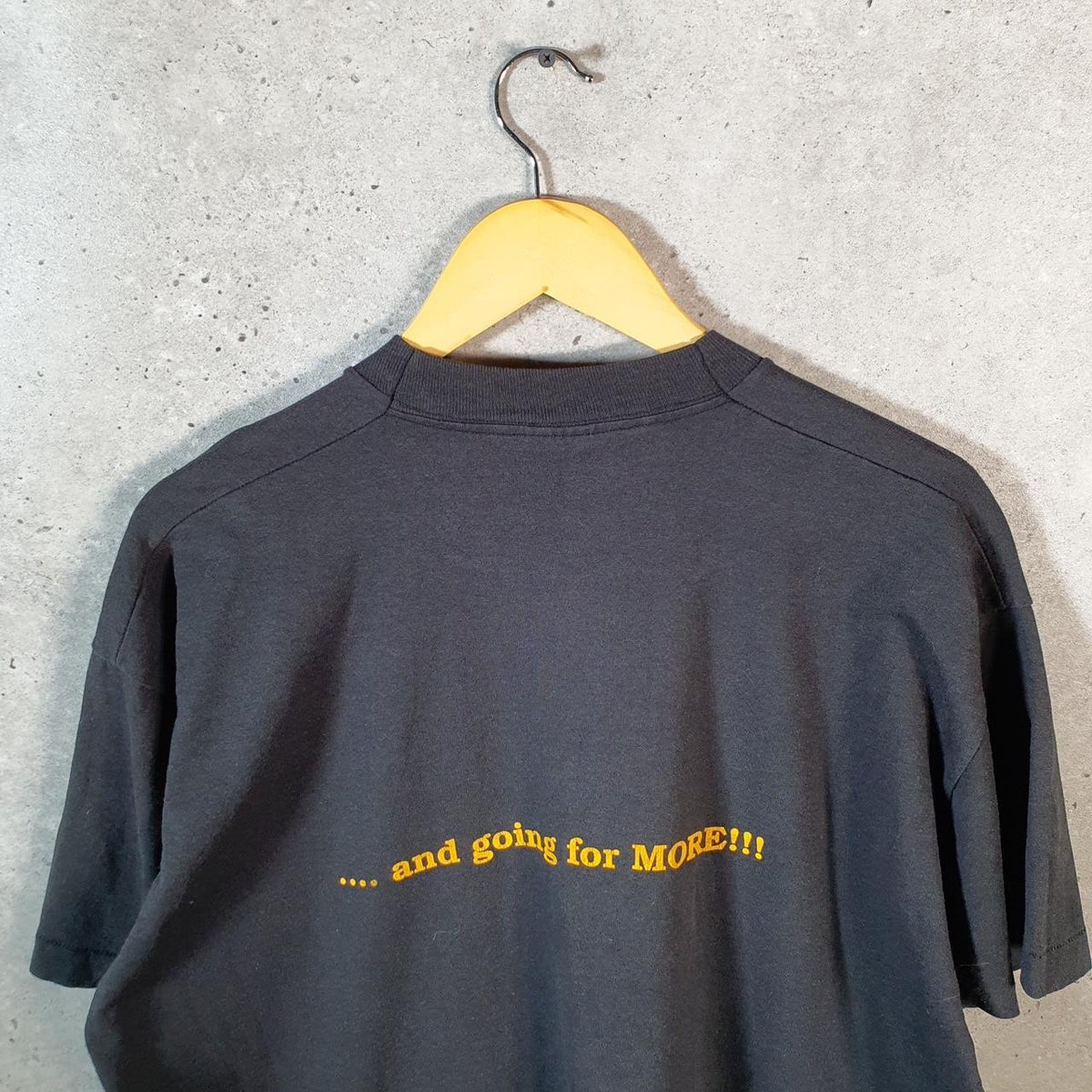 Vintage Fruit of the Loom Garland Softball 90s USA Single Stitch T Shirt Men’s XL Black C9652