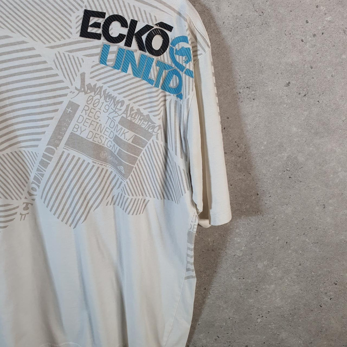 Vintage Ecko Unltd. Y2K T Shirt Men’s XL White Casual Sports Logo Athletic