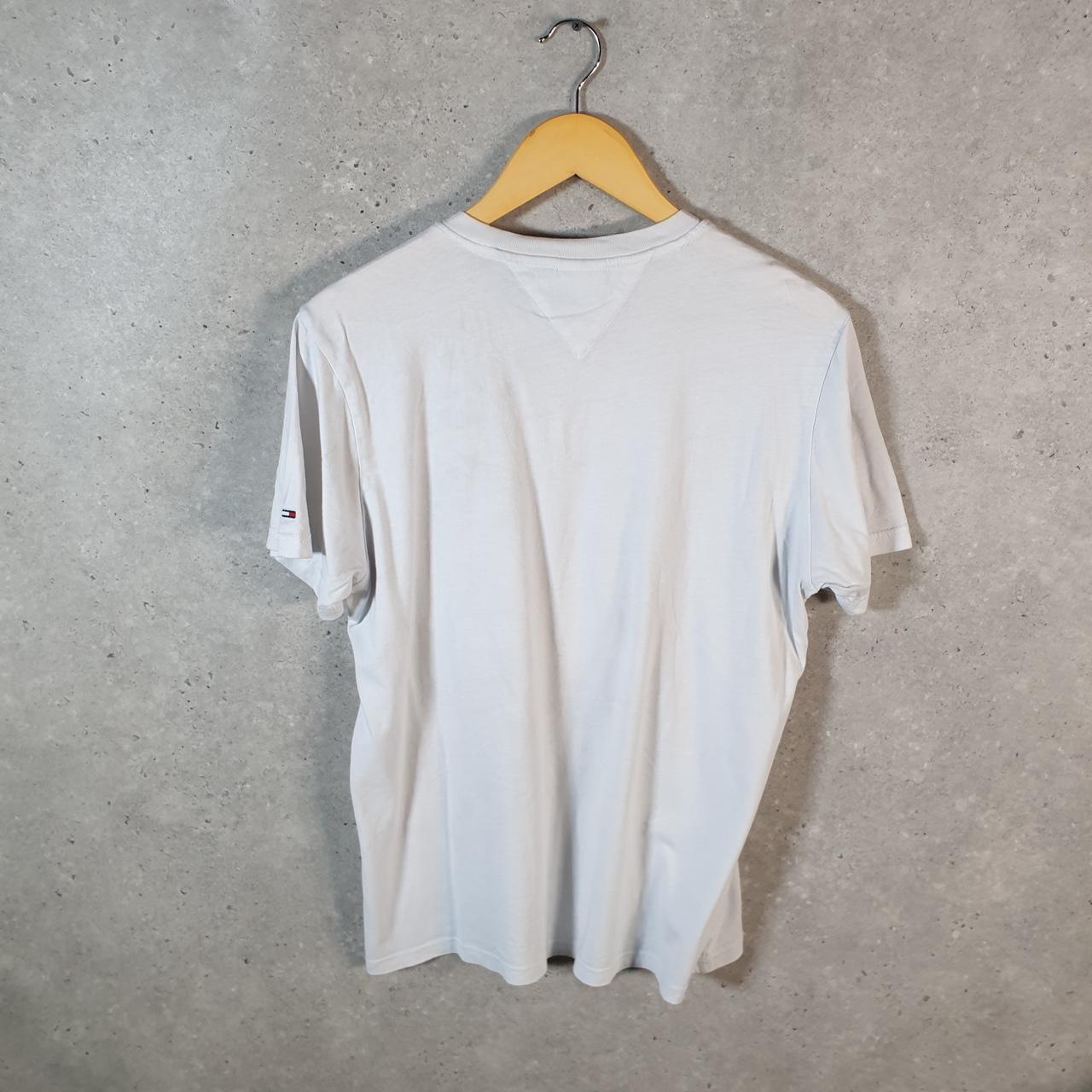 Vintage Tommy Jeans T Shirt Men’s Medium White Regular Fit Embroidered Logo