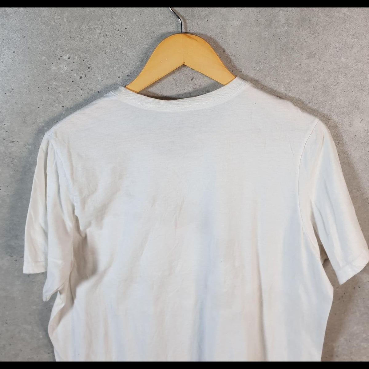 Vintage Adidas Amplifier T Shirt Shirt Men’s Large White Three Stripes Logo Athletic C9881