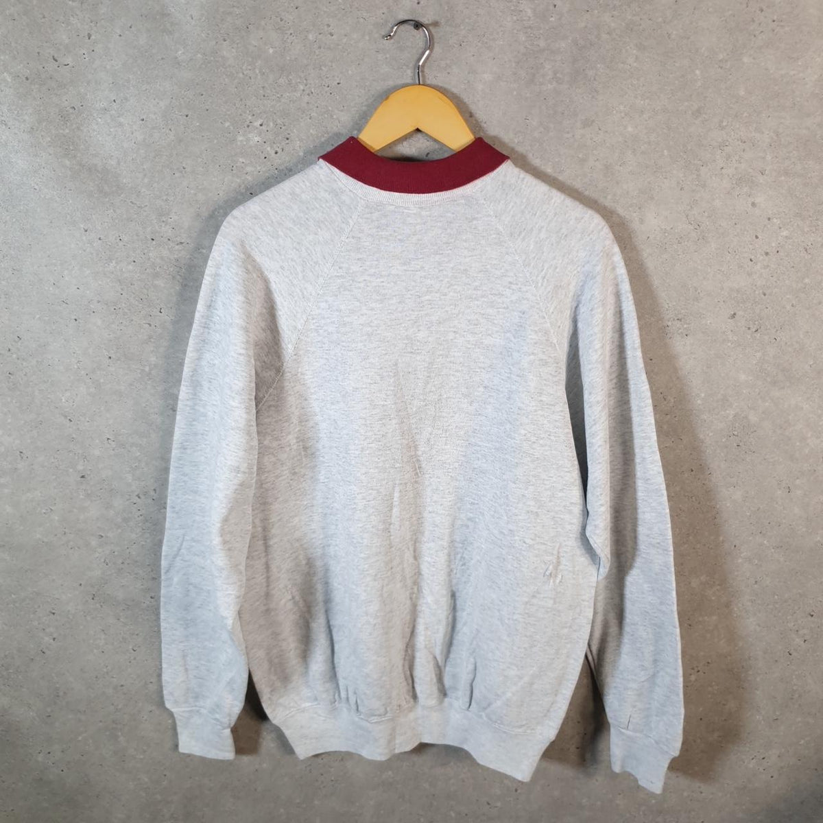 Vintage Lee MidWeight Sweatshirt Men’s XL Grey USA Up North Embroidered