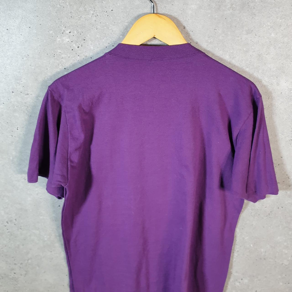 Vintage Beat Prep Eagle USA 90s Single Stitch T Shirt Men’s Small Purple C9404