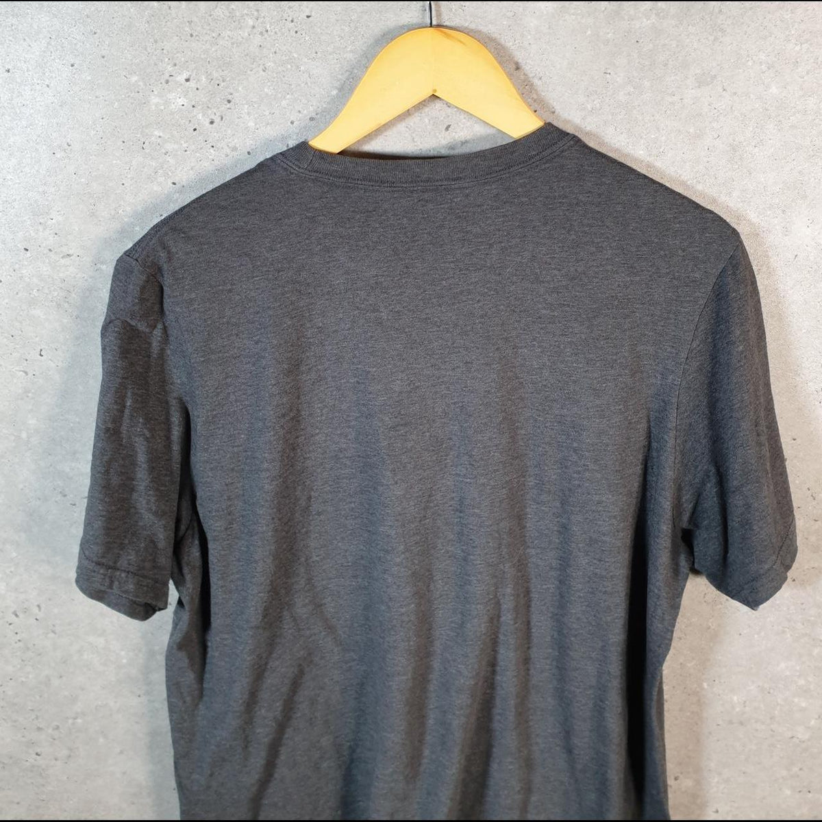 Vintage Adidas Amplifier T Shirt Shirt Men’s Large Grey Three Stripes Logo Athletic C9880