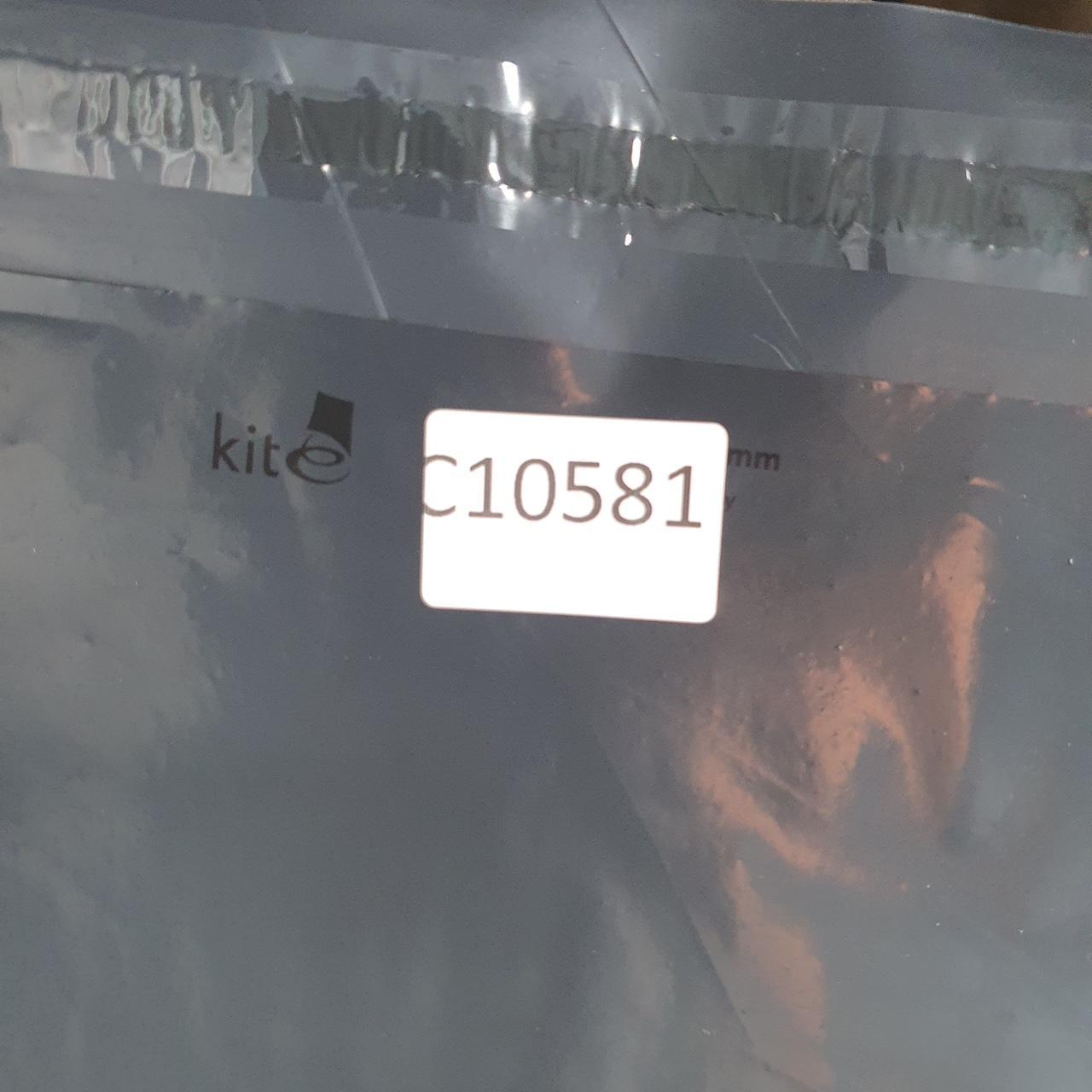 Vintage Nike Graphic T Shirt Men’s Medium White Logo Swoosh Loose Fit Athletic