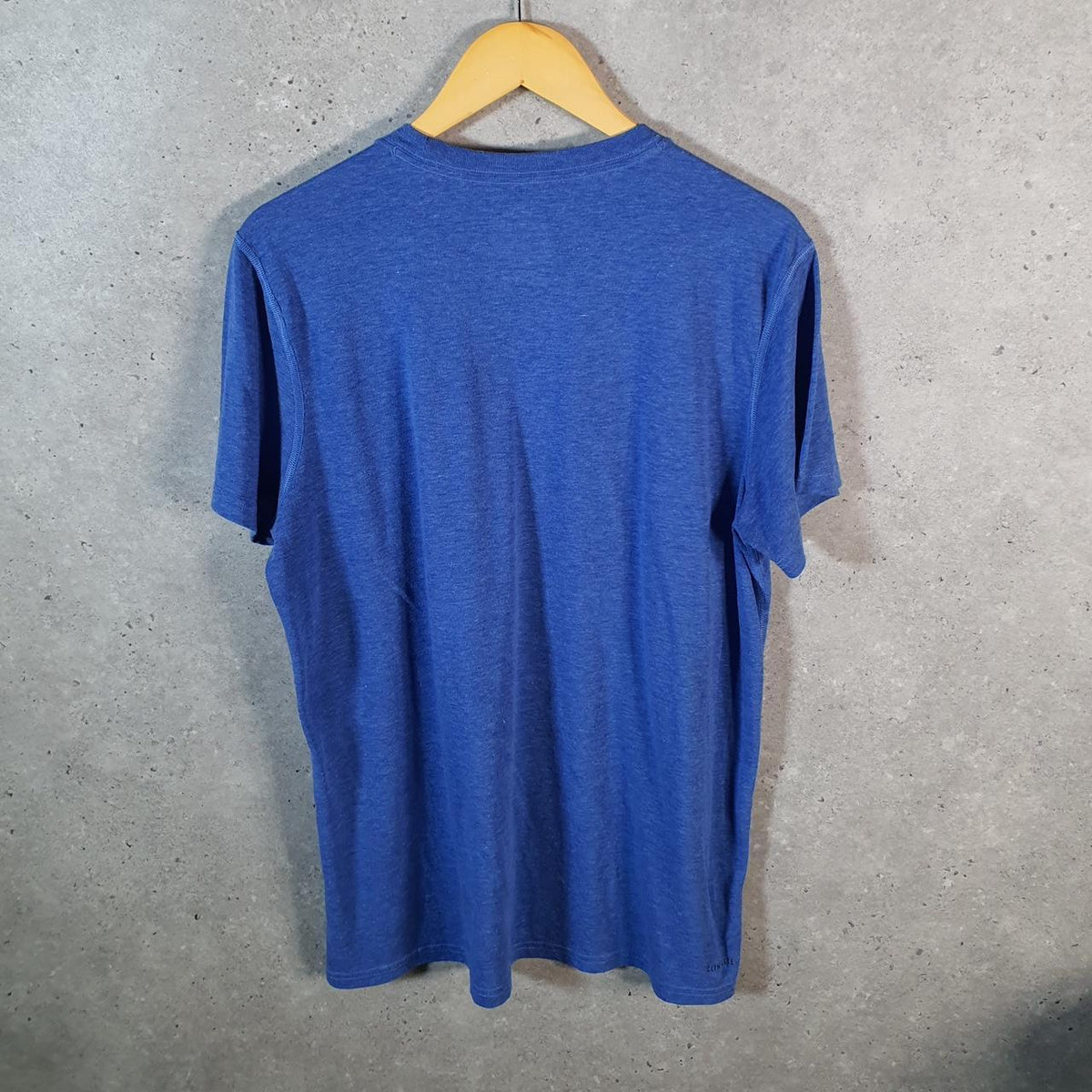 Vintage Adidas Ultimate 2.0 T Shirt Men’s Large Blue Three Stripes Logo Athletic