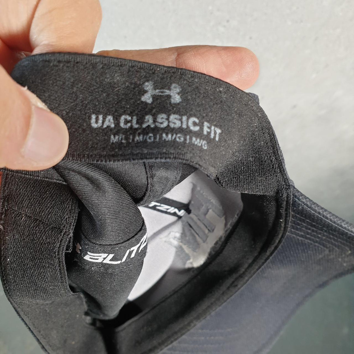 Vintage Under Armour Classic Fit Cap Men’s USA Spellout Athletic Sports Medium Black C8550