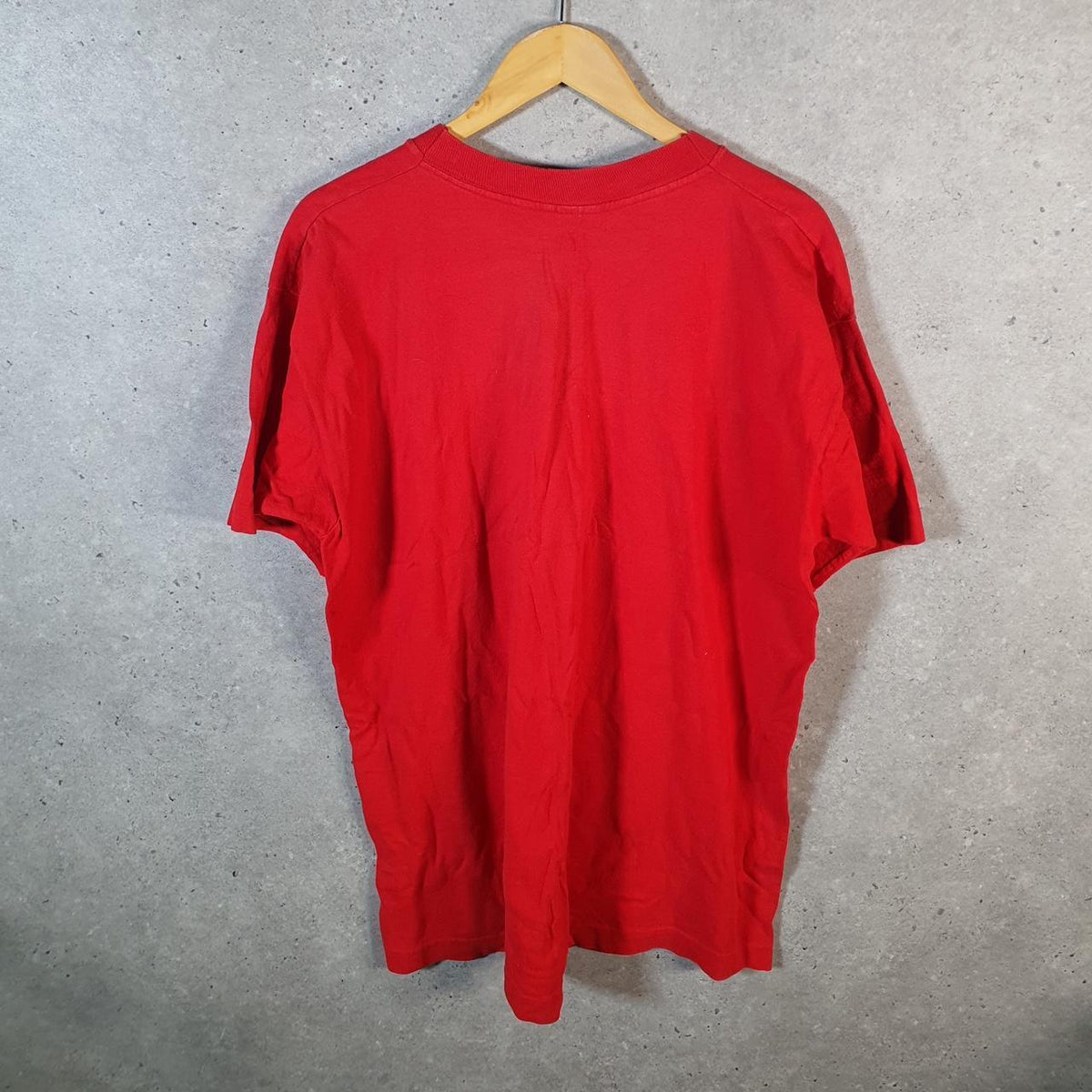 Vintage Heavy Fruit of the Loom Disney Mickey Mouse 90s USA Single Stitch T Shirt Men’s XL Red Big Fish Vintage
