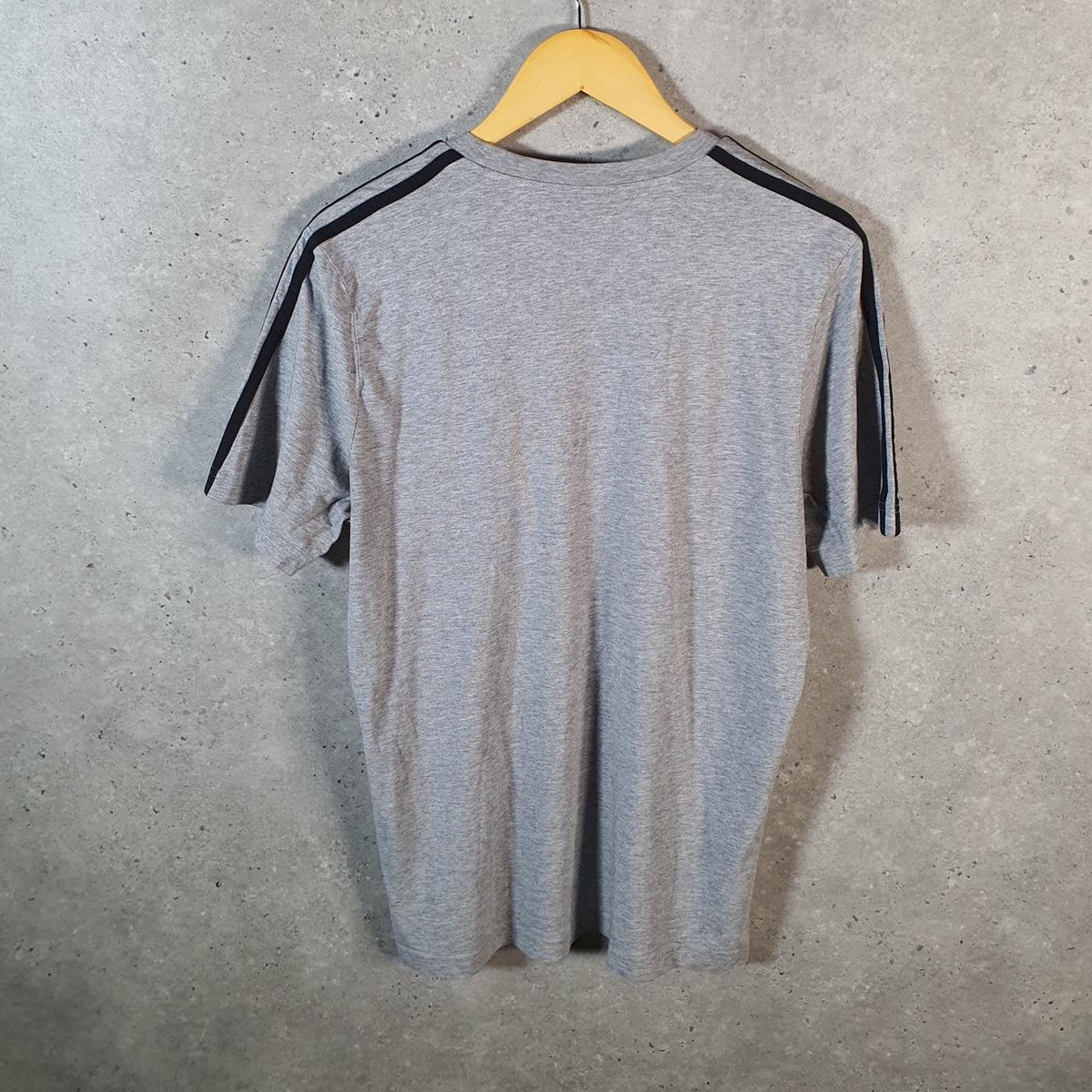Vintage Adidas Spellout Retro T Shirt Men’s Large Grey Three Stripes Logo