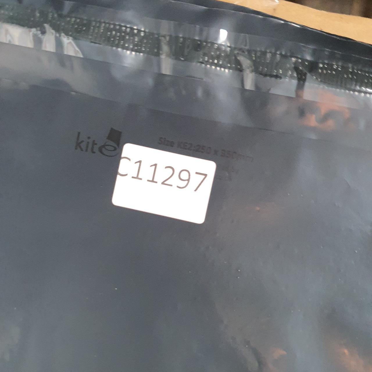 Vintage Disney Land Mickey Mouse T Shirt Men’s Medium Pink Graphic Cartoon