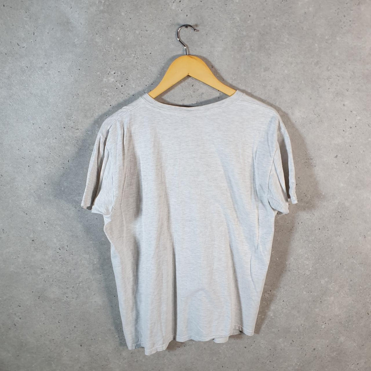 Vintage Hurley Graphic T Shirt Men’s Small Grey Casual Sports Logo Athletic