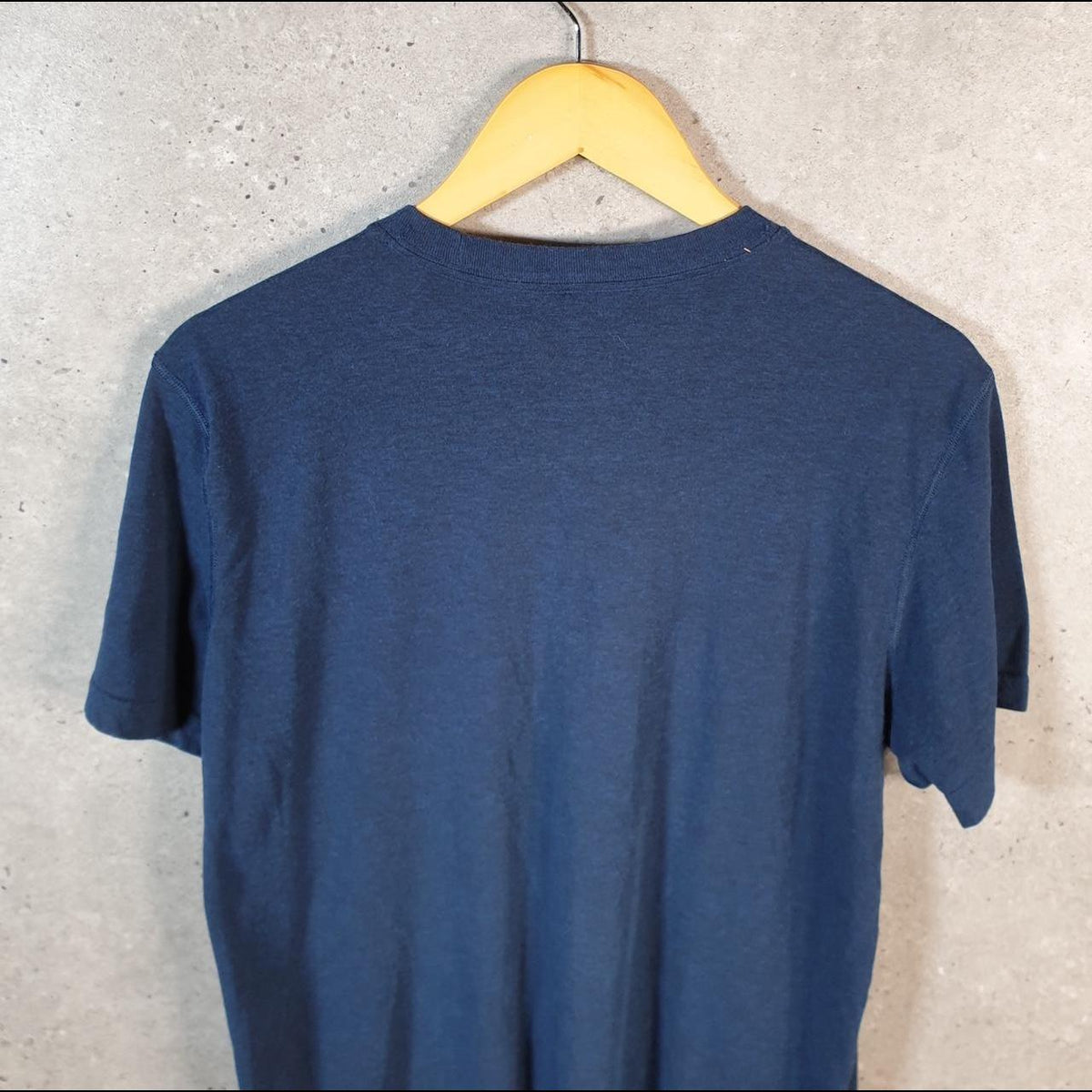 Vintage Adidas Ultimate 2.0 T Shirt Shirt Men’s Medium Blue Three Stripes Logo Athletic C9876