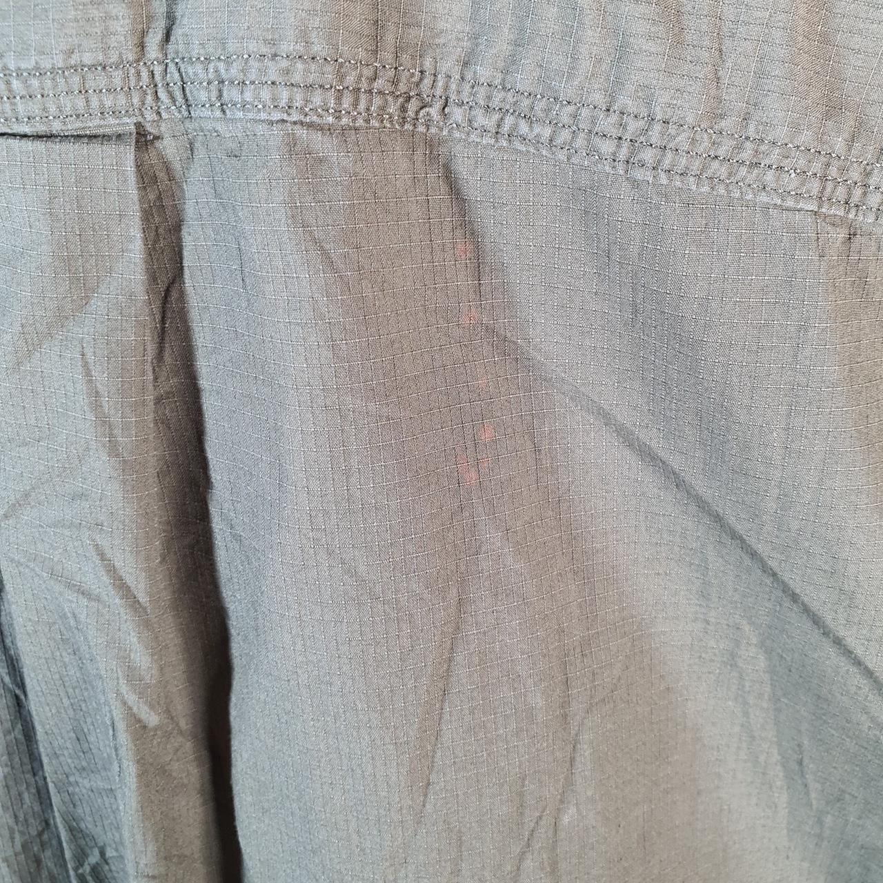 Vintage Carhartt Shirt Button Down Mens Small Khaki Green Short Sleeve Chore Utility Relaxed