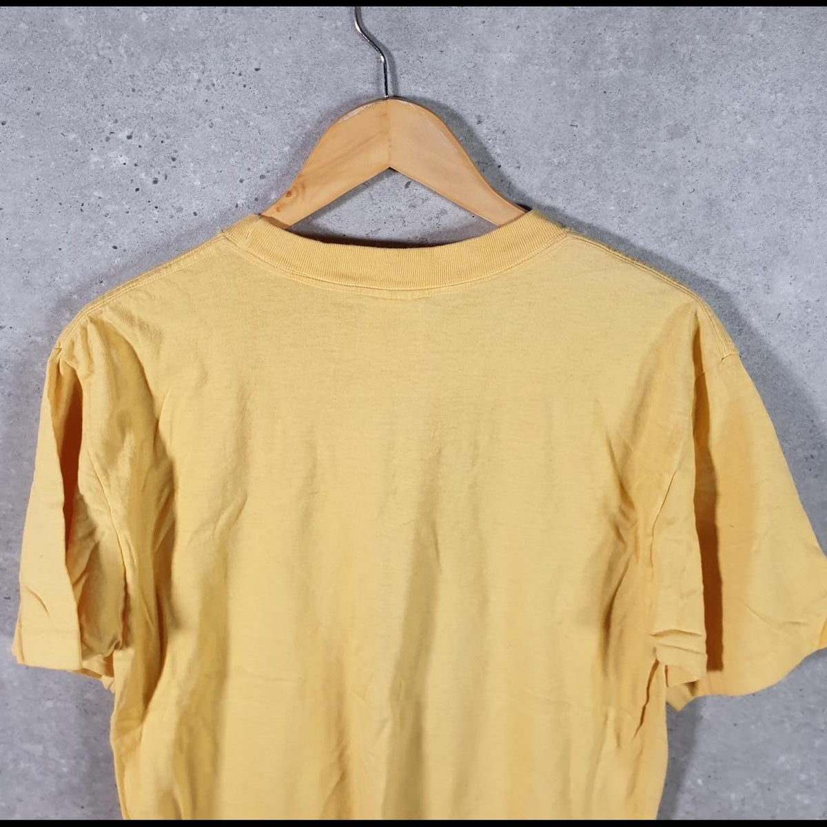 Vintage Fresh Produce Laguna Beach 1991 Graphic USA Single Stitch T Shirt Men’s Large Yellow