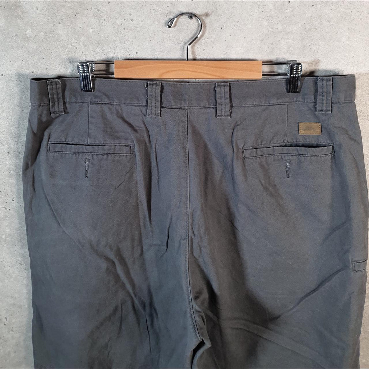 Vintage Dockers Chino Shorts Jorts Cargo Men’s W40 Grey Baggy Cotton A4423