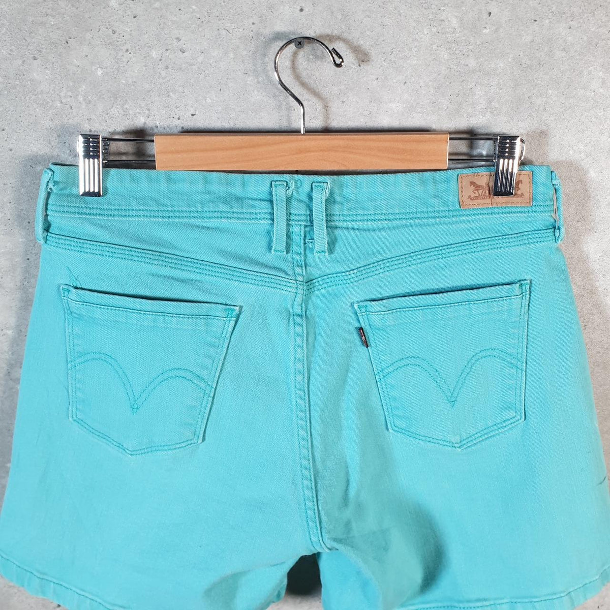 Vintage Levi’s Baggy Shorts Jorts Cargo Womens W29 Blue relaxed Denim