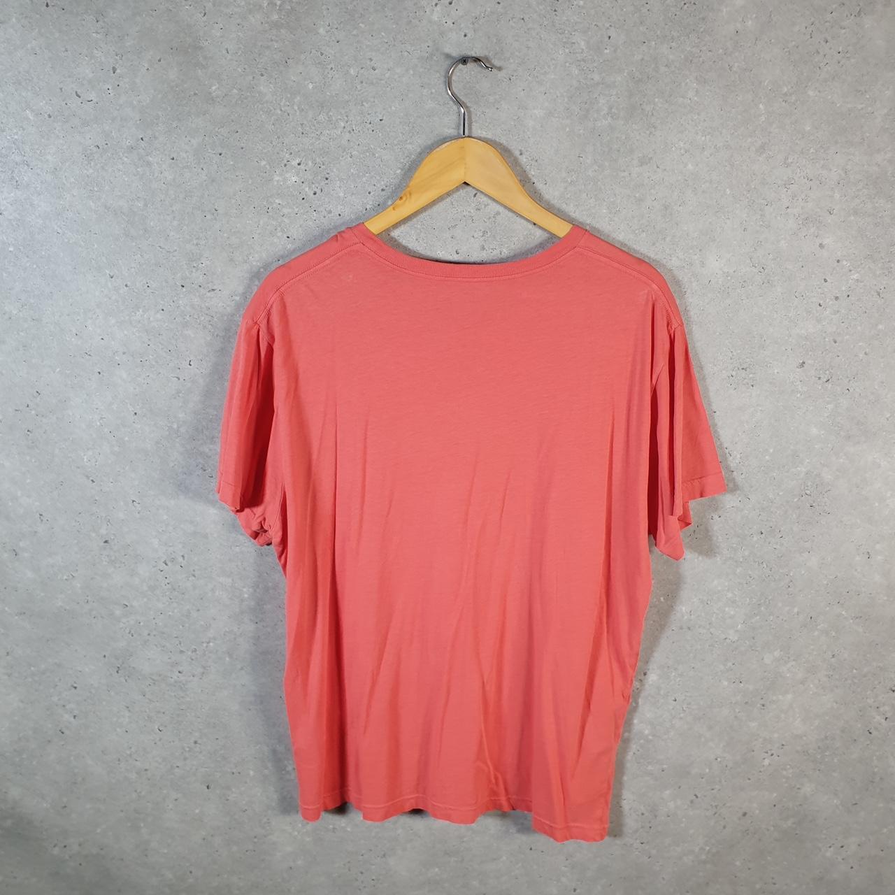 Vintage Patagonia Organic Cotton Fitz Roy T Shirt Men’s Large Pink Slim Fit Spellout Logo Big Fish Vintage
