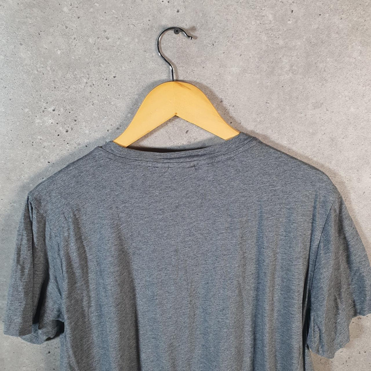 Vintage Puma Spellout T Shirt Men’s Large Grey