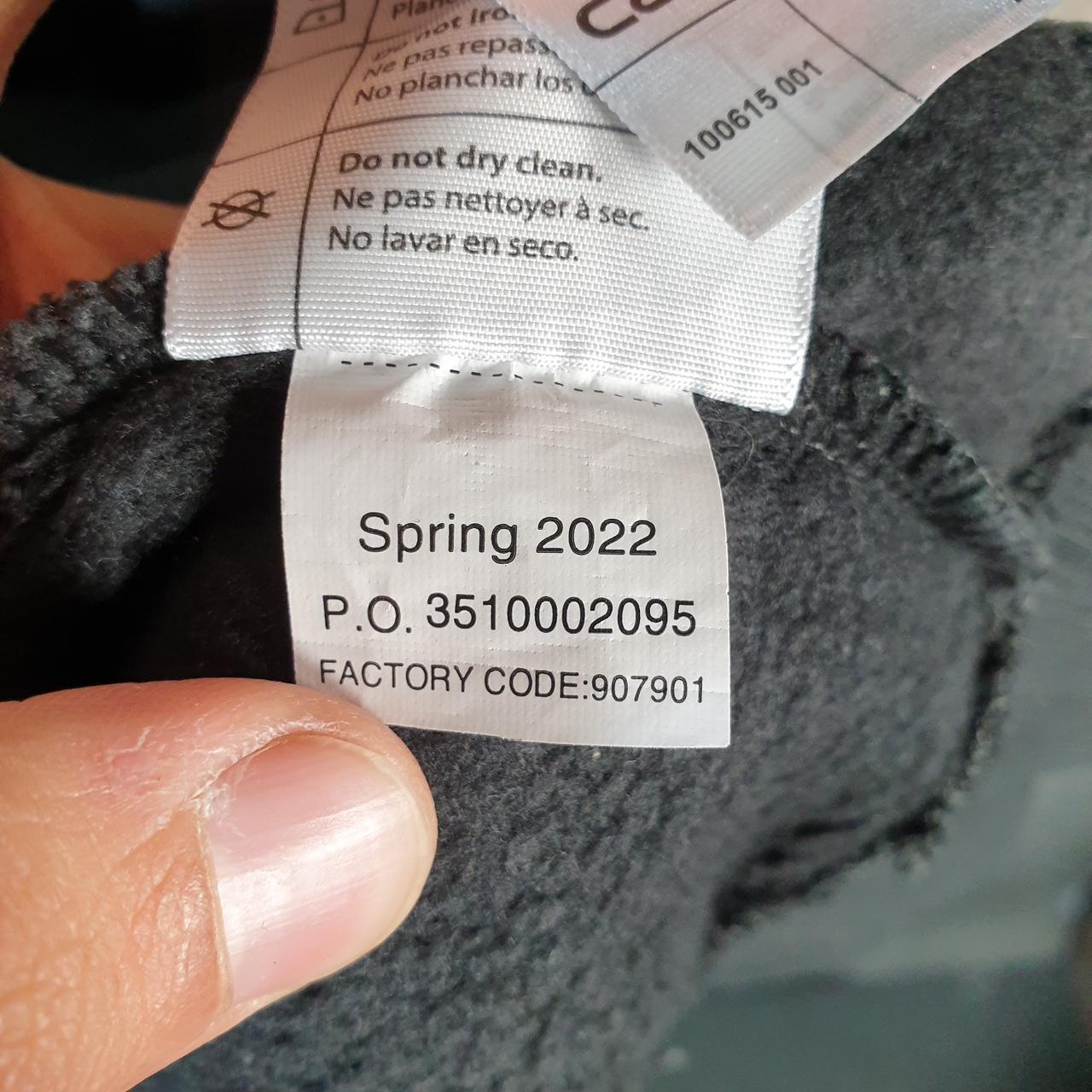 Vintage Carhartt Hoodie Mens Medium Black Pullover Blank Rain Defender USA Loose Fit