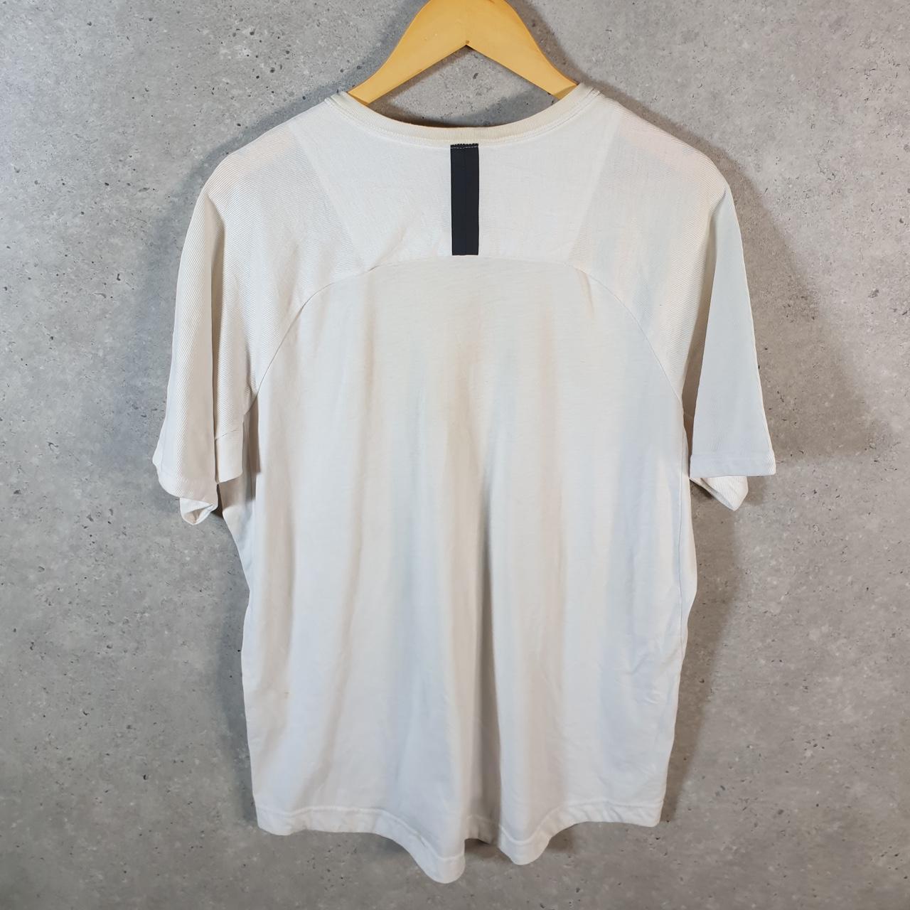 Vintage Nike Club Spellout T Shirt Men’s Large White Swoosh Logo