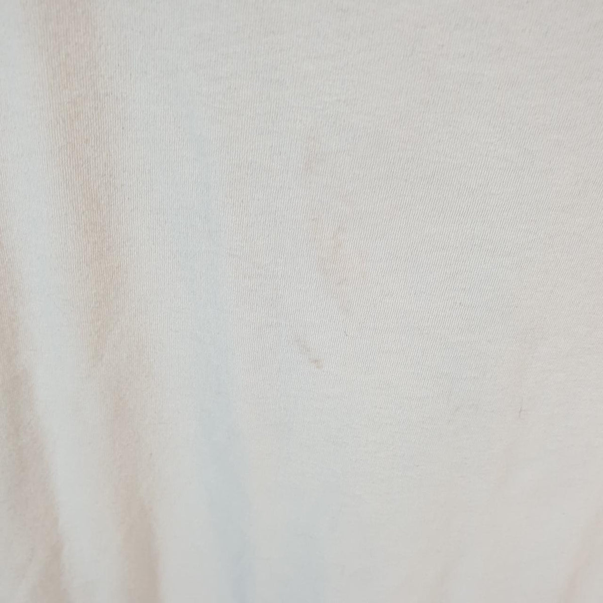 Vintage Gap Maple Leaf 2018 Spellout Graphic T Shirt Men’s Medium White Casual Sports Logo