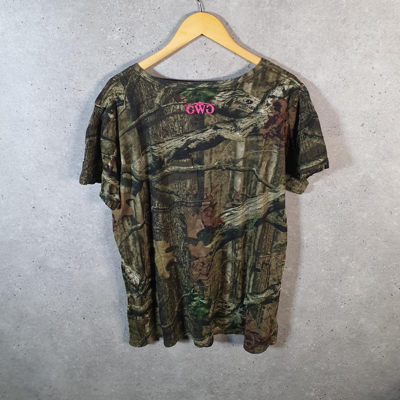 Vintage Girls With Guys RealTree Camoflauge T Shirt Womens 2XL Camo Short Sleeve
