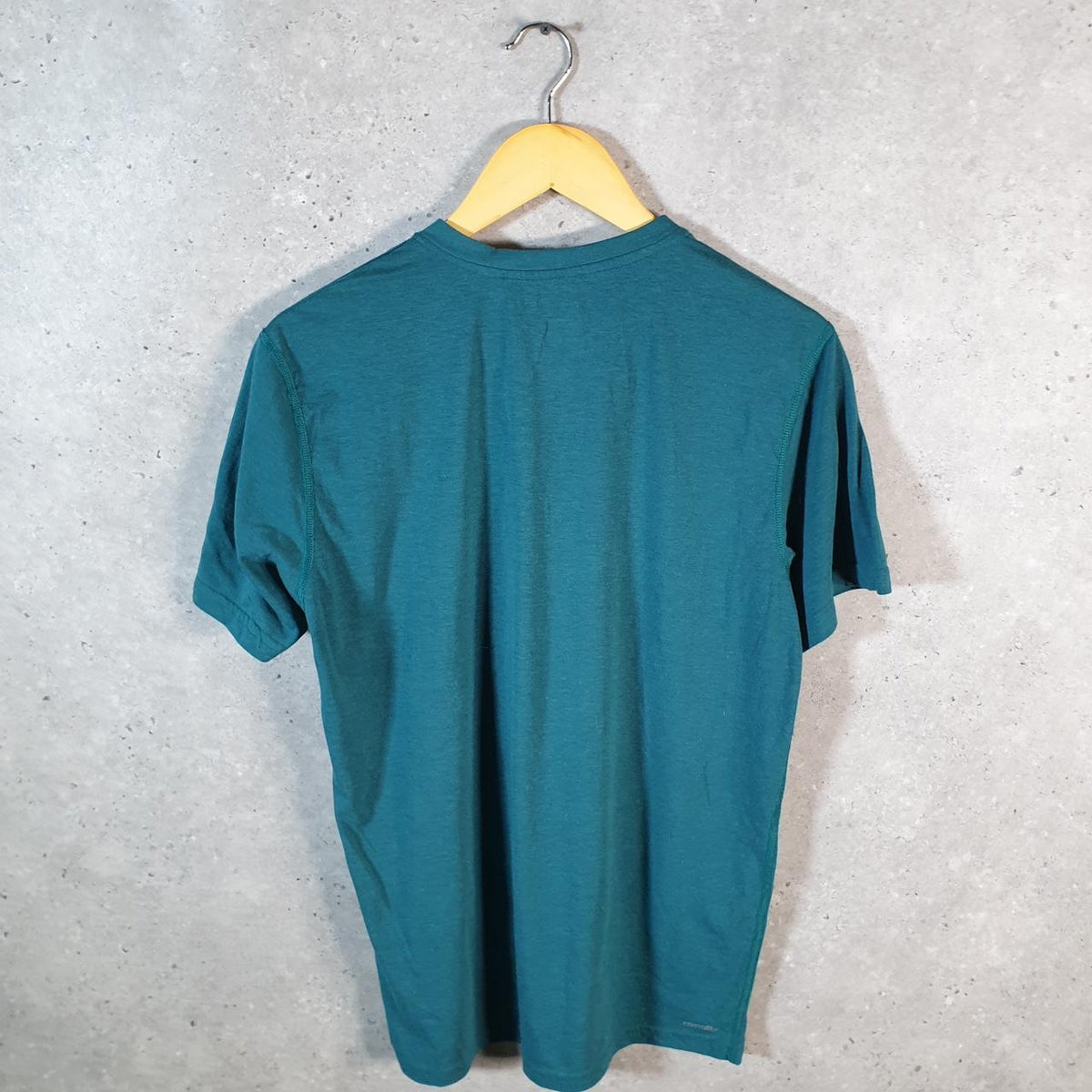 Vintage Adidas Ultimate T Shirt Men’s Medium Blue Graphic Three Stripes Athletic