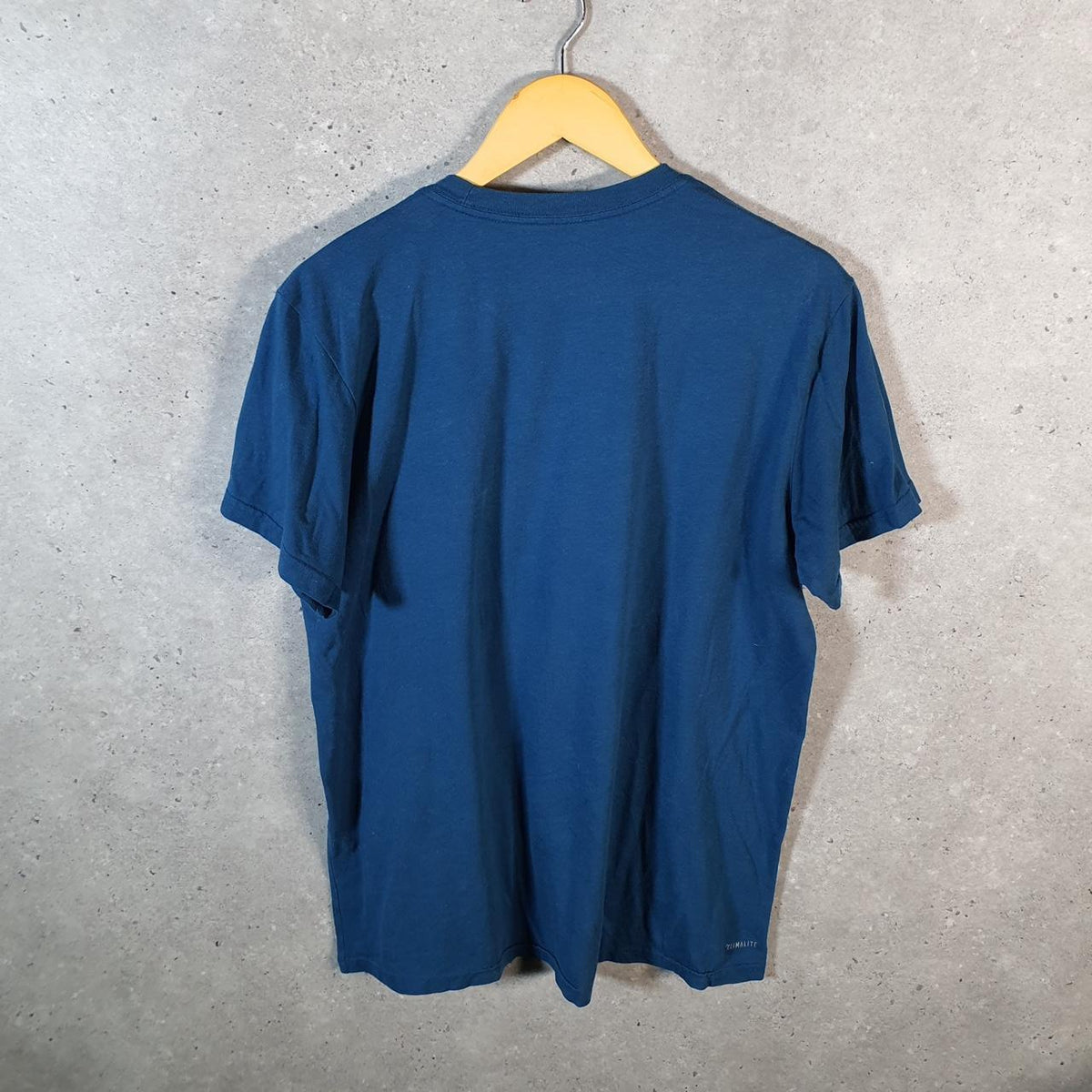 Vintage Adidas Go To Performance T Shirt Men’s Large Blue Three Stripes Logo Athletic