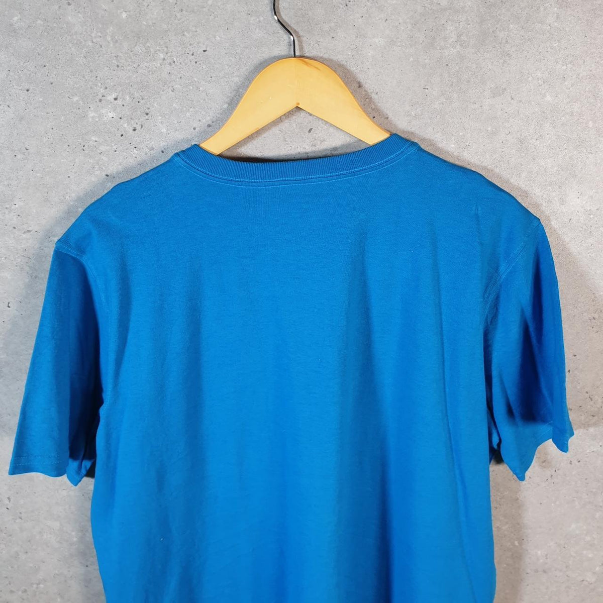 Vintage Carhartt Pocket T Shirt Women’s Large Blue Workwear Chore Utility Loose Fit C9203