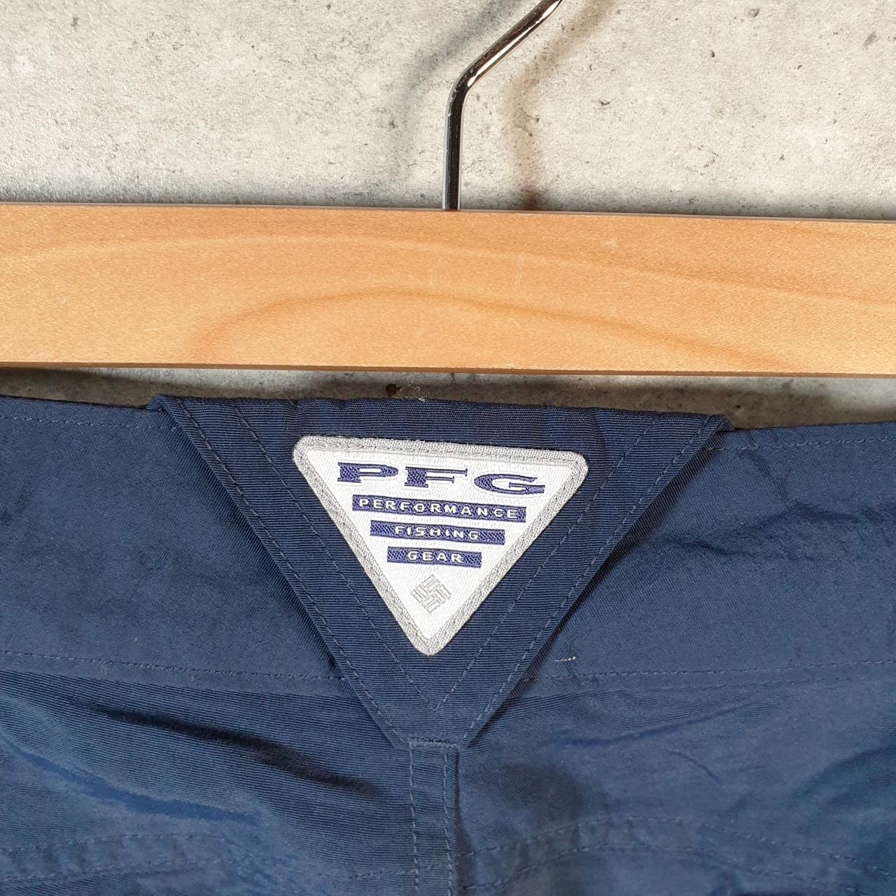 Vintage Columbia Performance Fishing Gear Shorts Men’s Small Blue Athletic Hiking