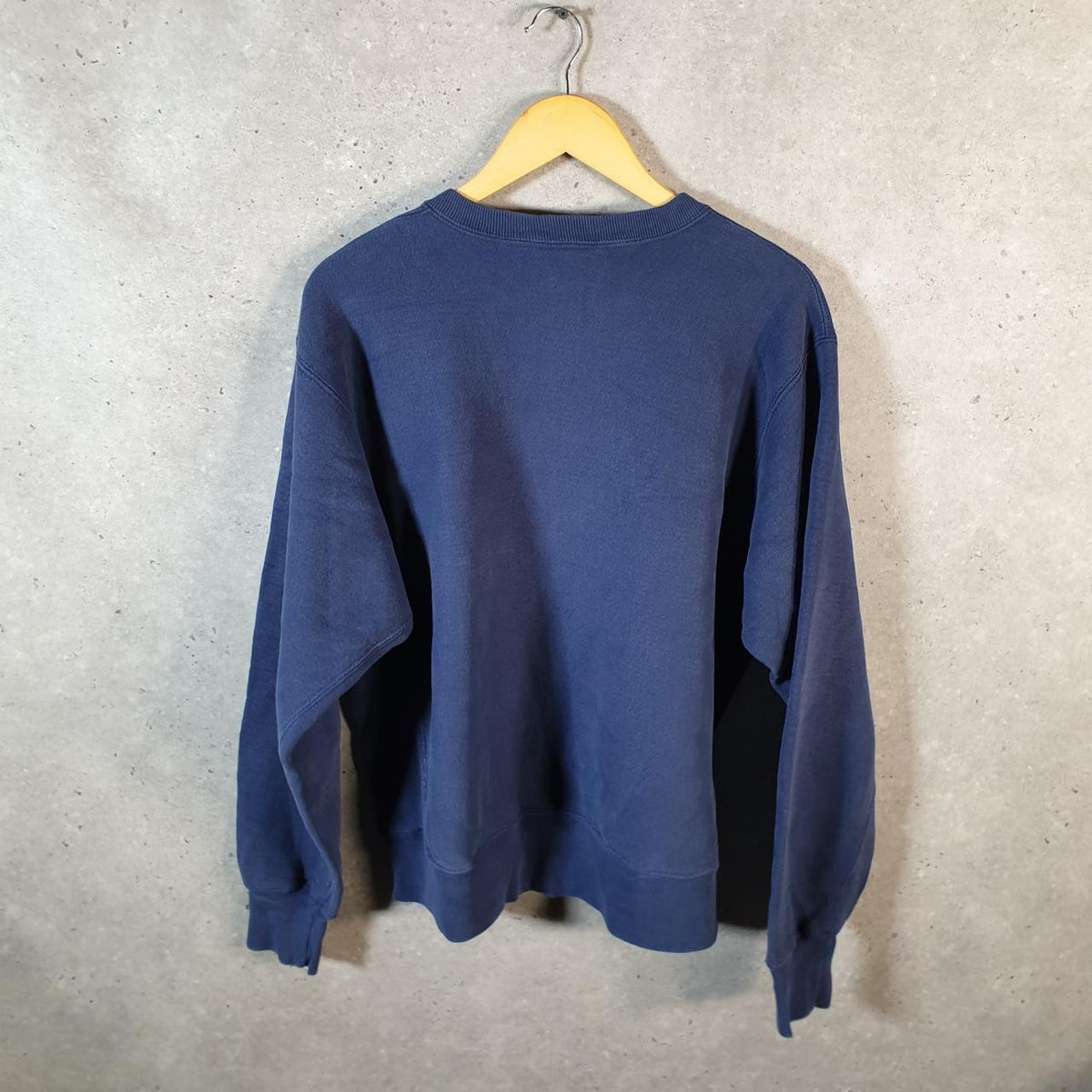Vintage Lee Cross Grain Sweatshirt Men’s Large Navy Blue USA Pullover Willbrook Plantation