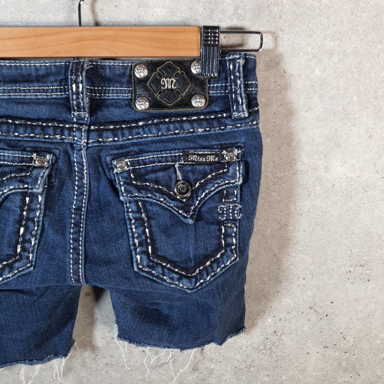 Vintage Miss Me Baggy Y2K Hip Hop Jeans Shorts Jorts Womens W24 Blue Denim Low Rise