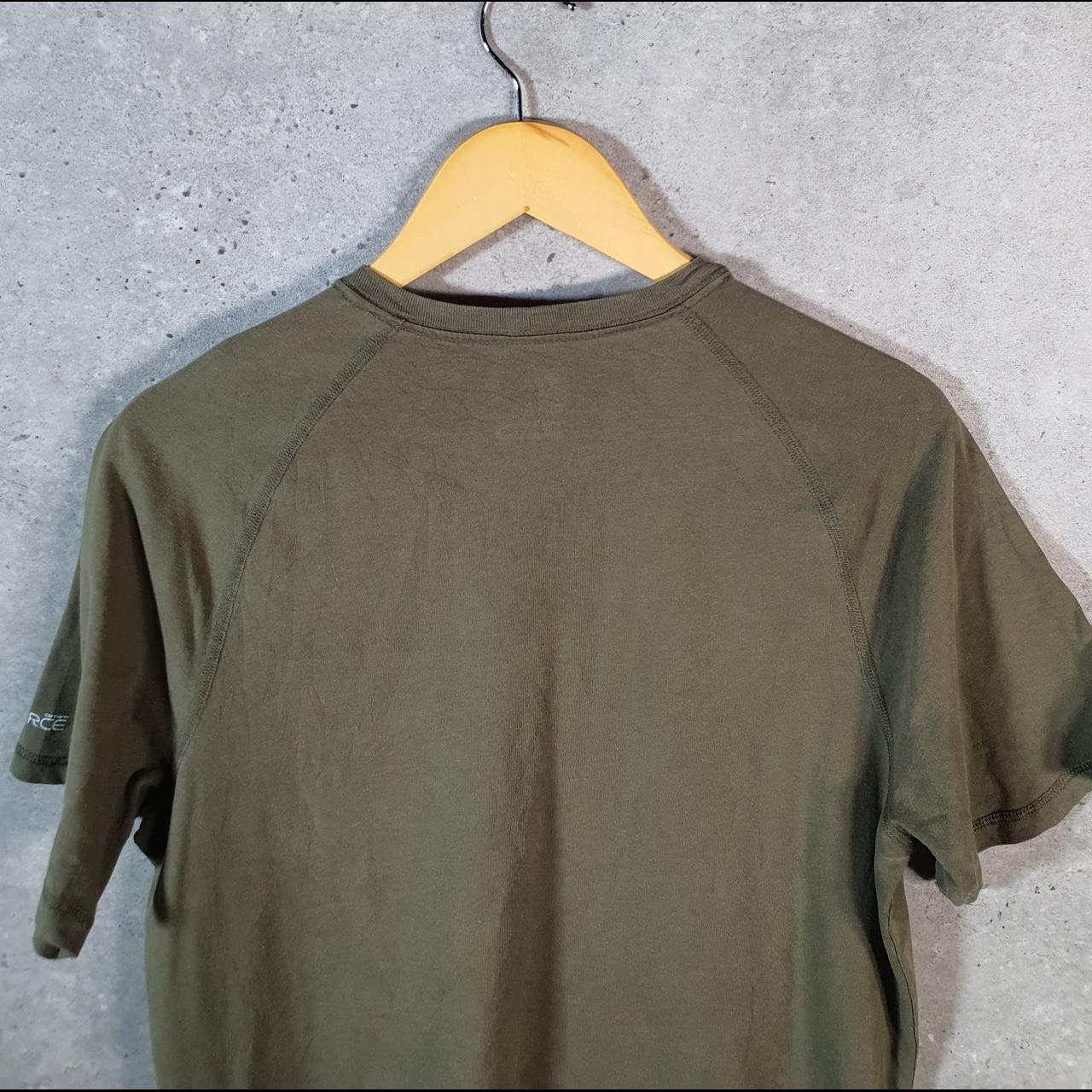 Vintage Carhartt Pocket T Shirt Men’s Medium Khaki Green Workwear Chore Utility Relaxed Fit C9269