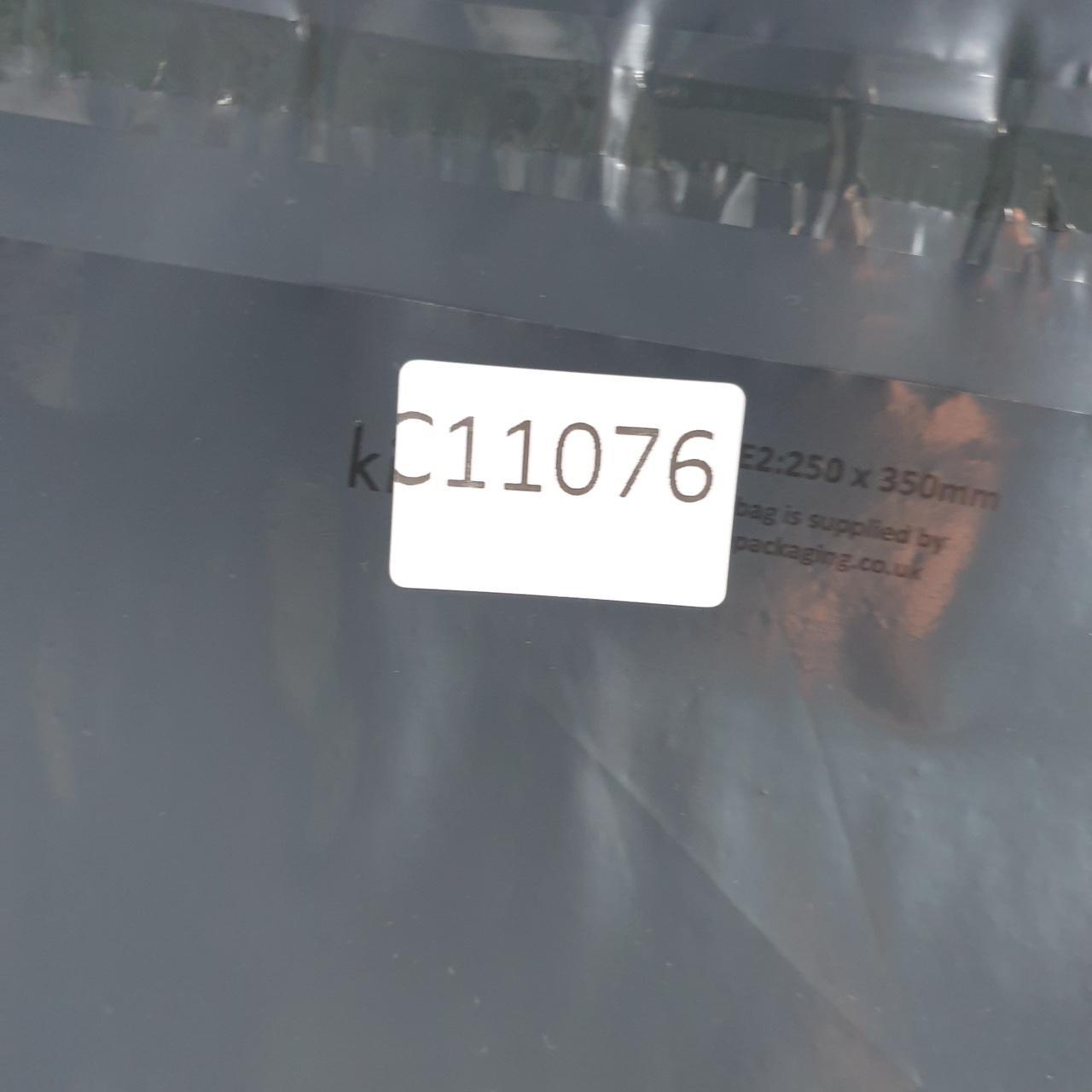 Vintage Adidas Go To Performance Tee T Shirt Men’s Small Black Three Stripes Logo Athletic