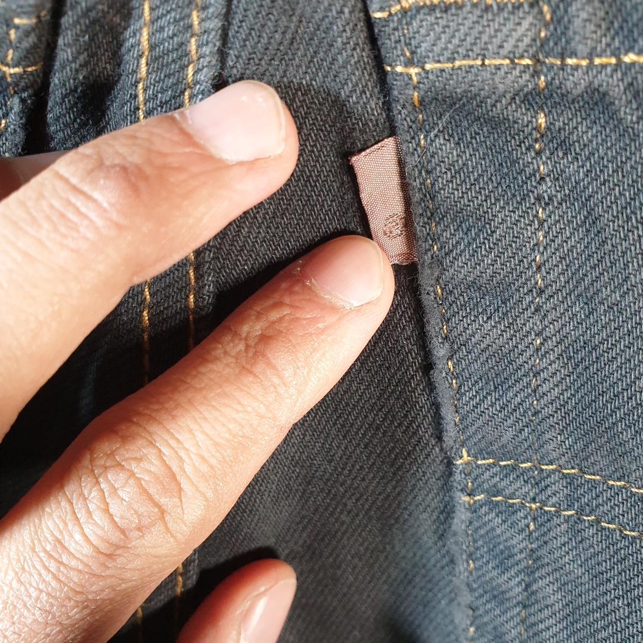 Vintage Levi’s Cut Off Baggy Shorts Jorts Cargo Womens W30 Black Relaxed Denim