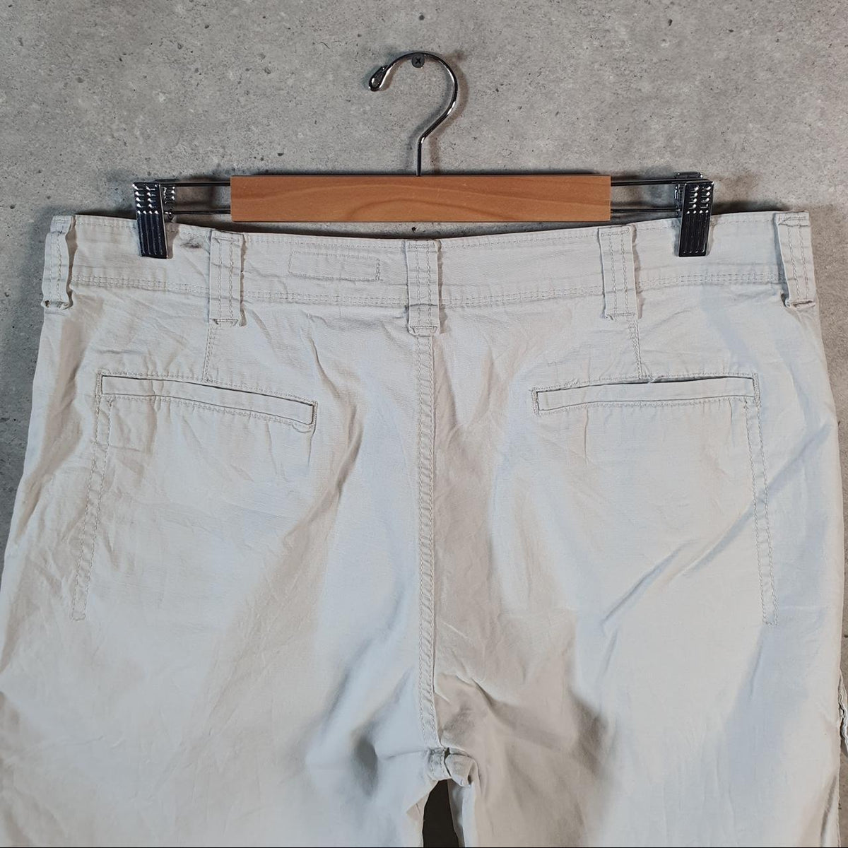 Vintage Wrangler Chino Shorts Jorts Cargo Men’s W36 Beige Baggy Cotton A4433